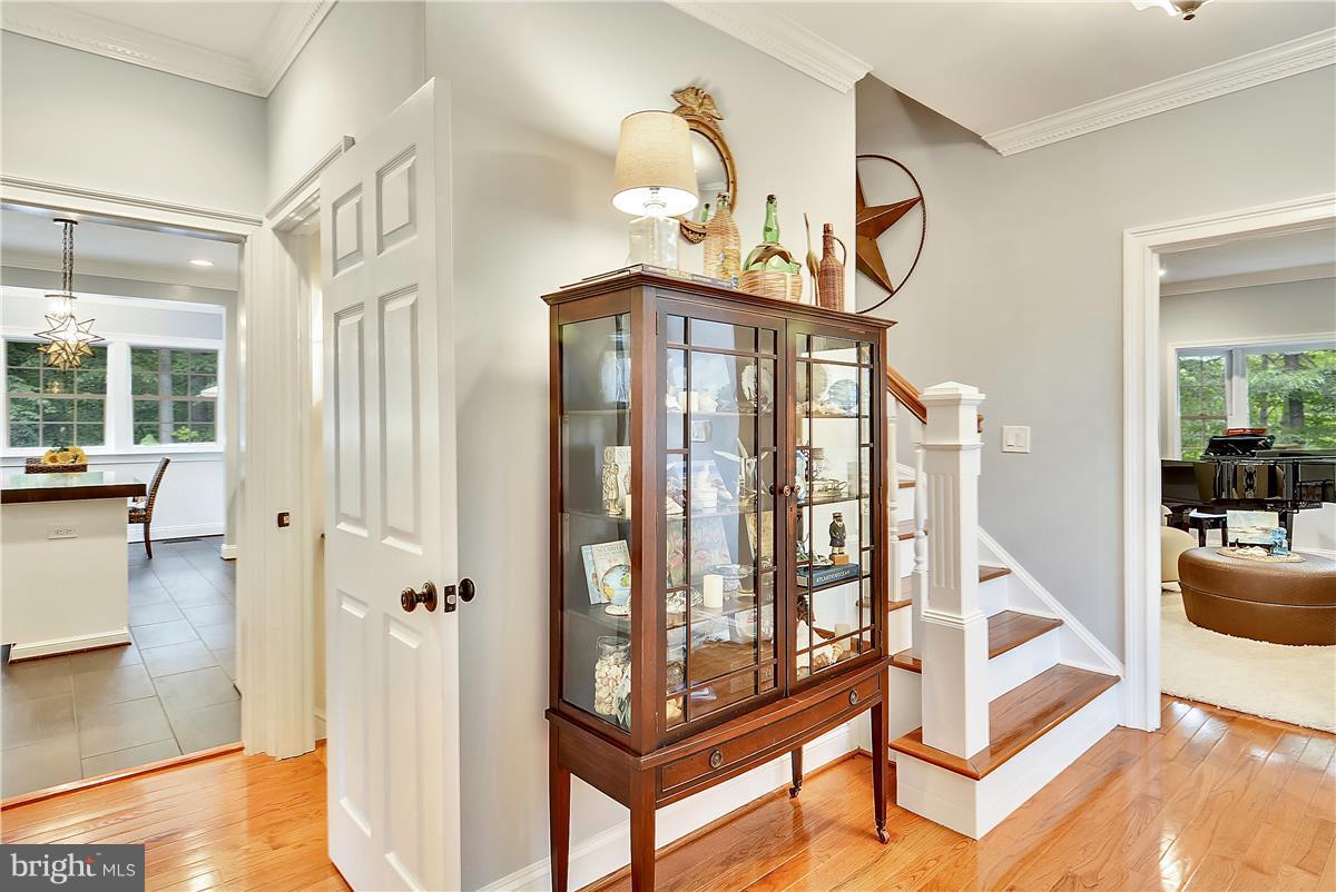 SHAKER WOODS - Residential