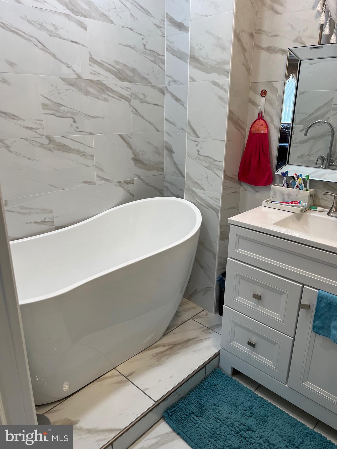 FOX CHASE - Residential