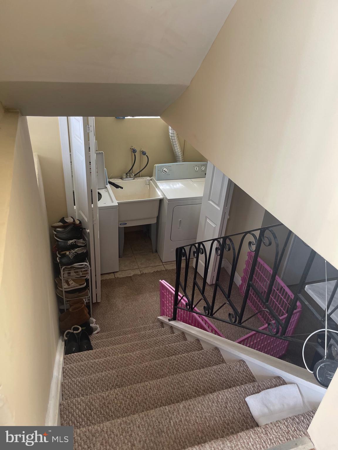 FOX CHASE - Residential