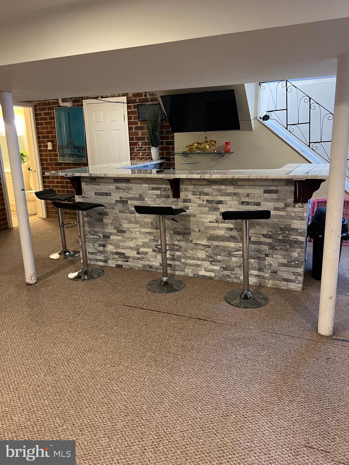 FOX CHASE - Residential