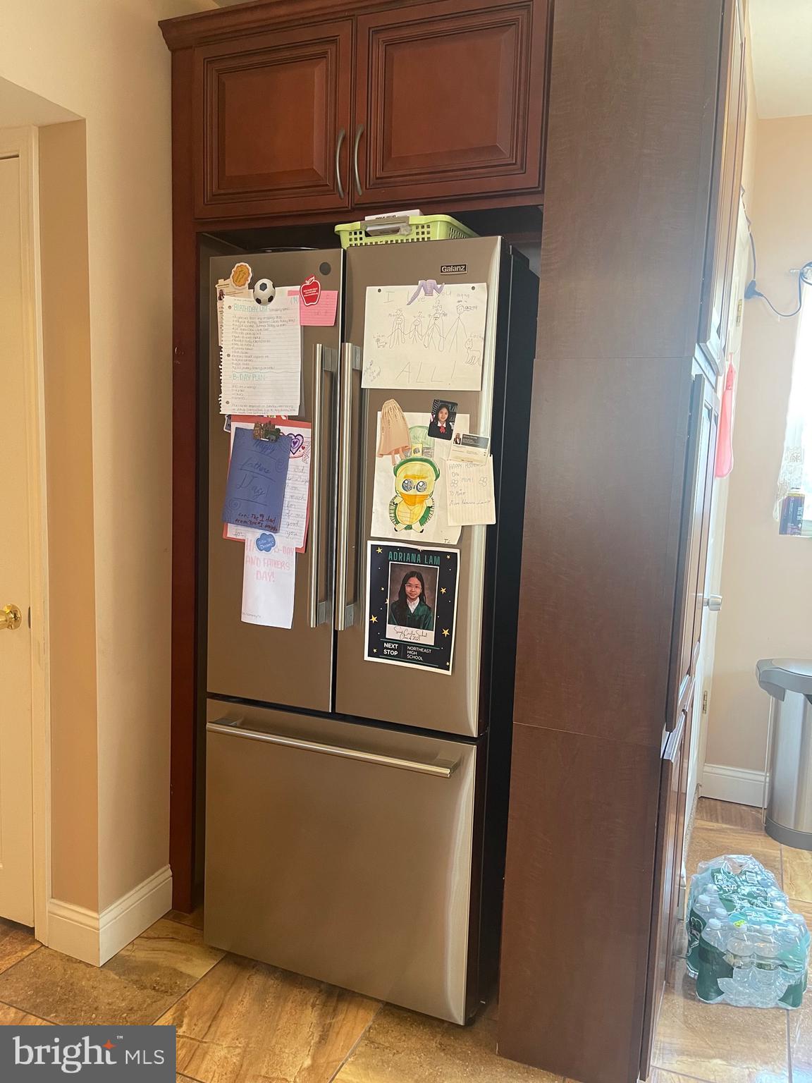 FOX CHASE - Residential