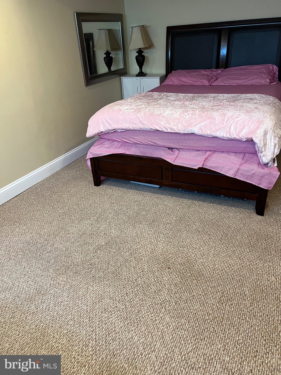 FOX CHASE - Residential