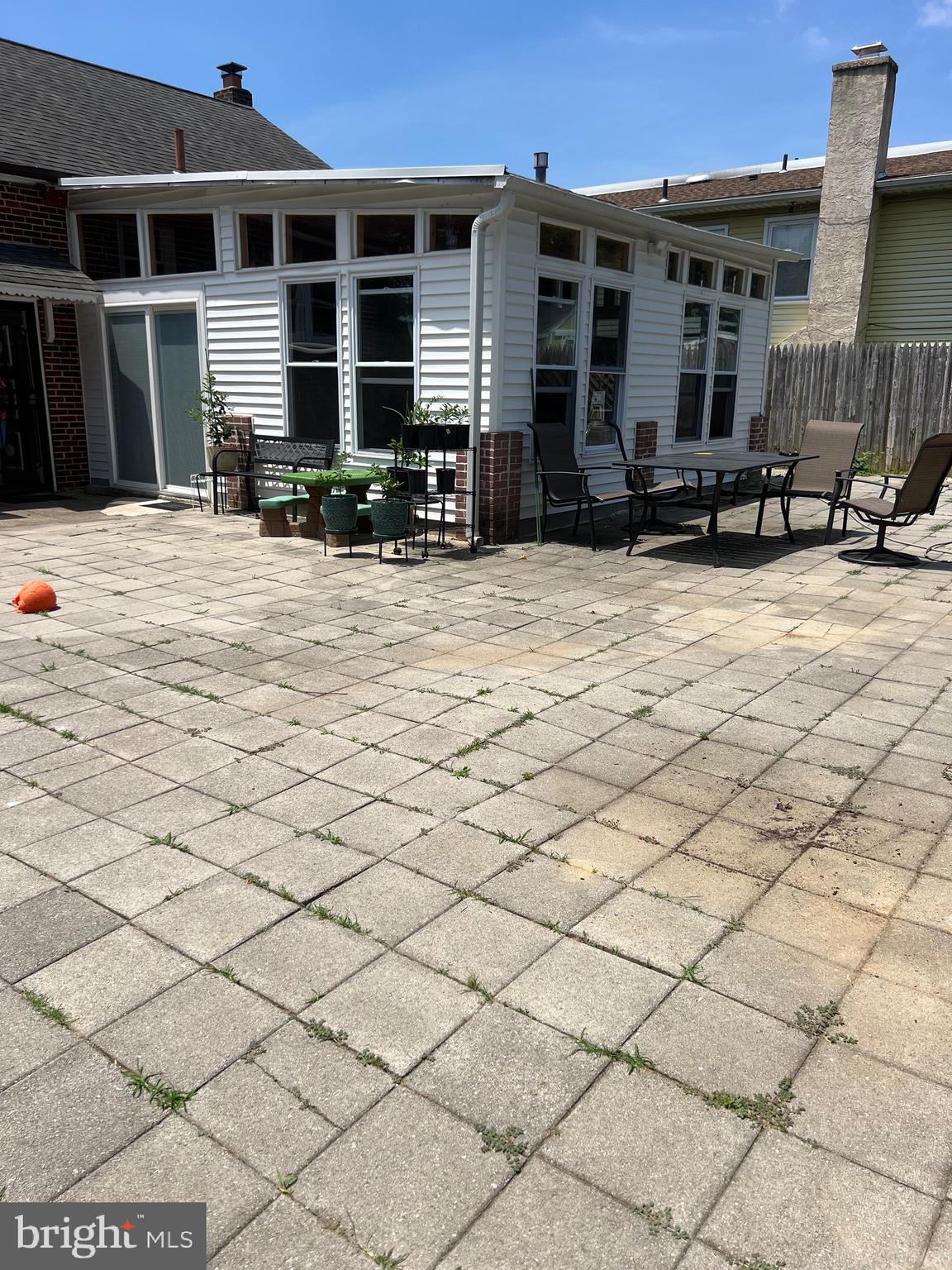 FOX CHASE - Residential