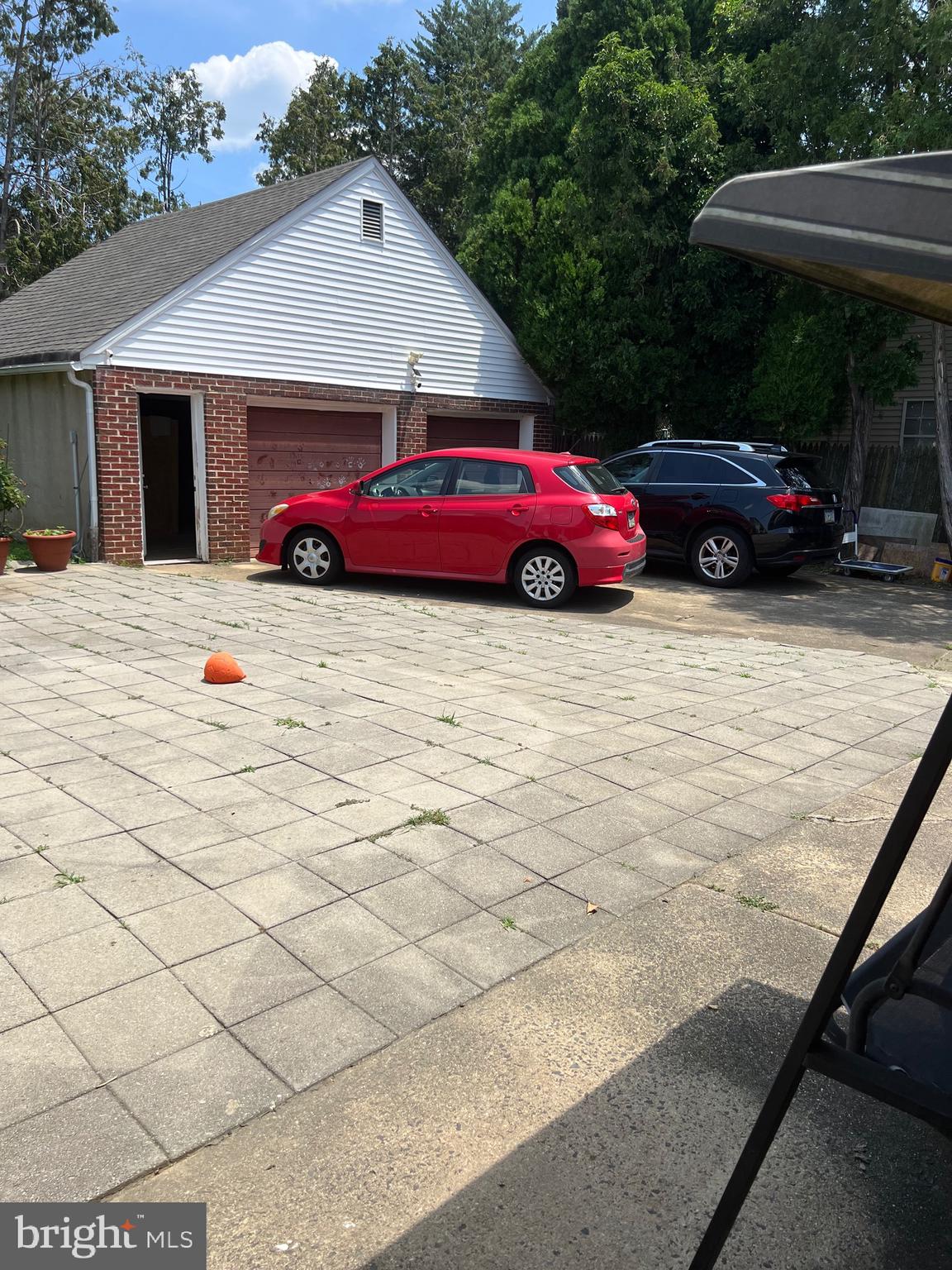 FOX CHASE - Residential