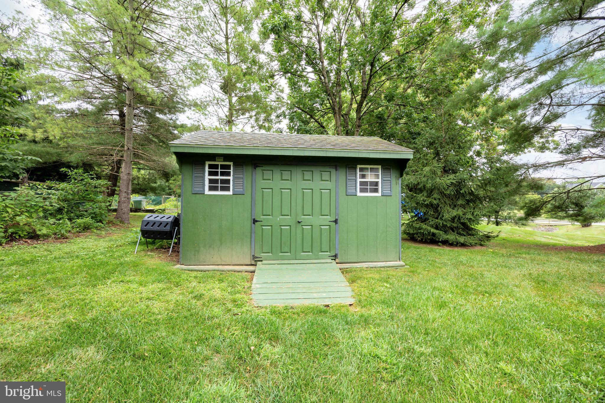 WALTZ LEA - Residential