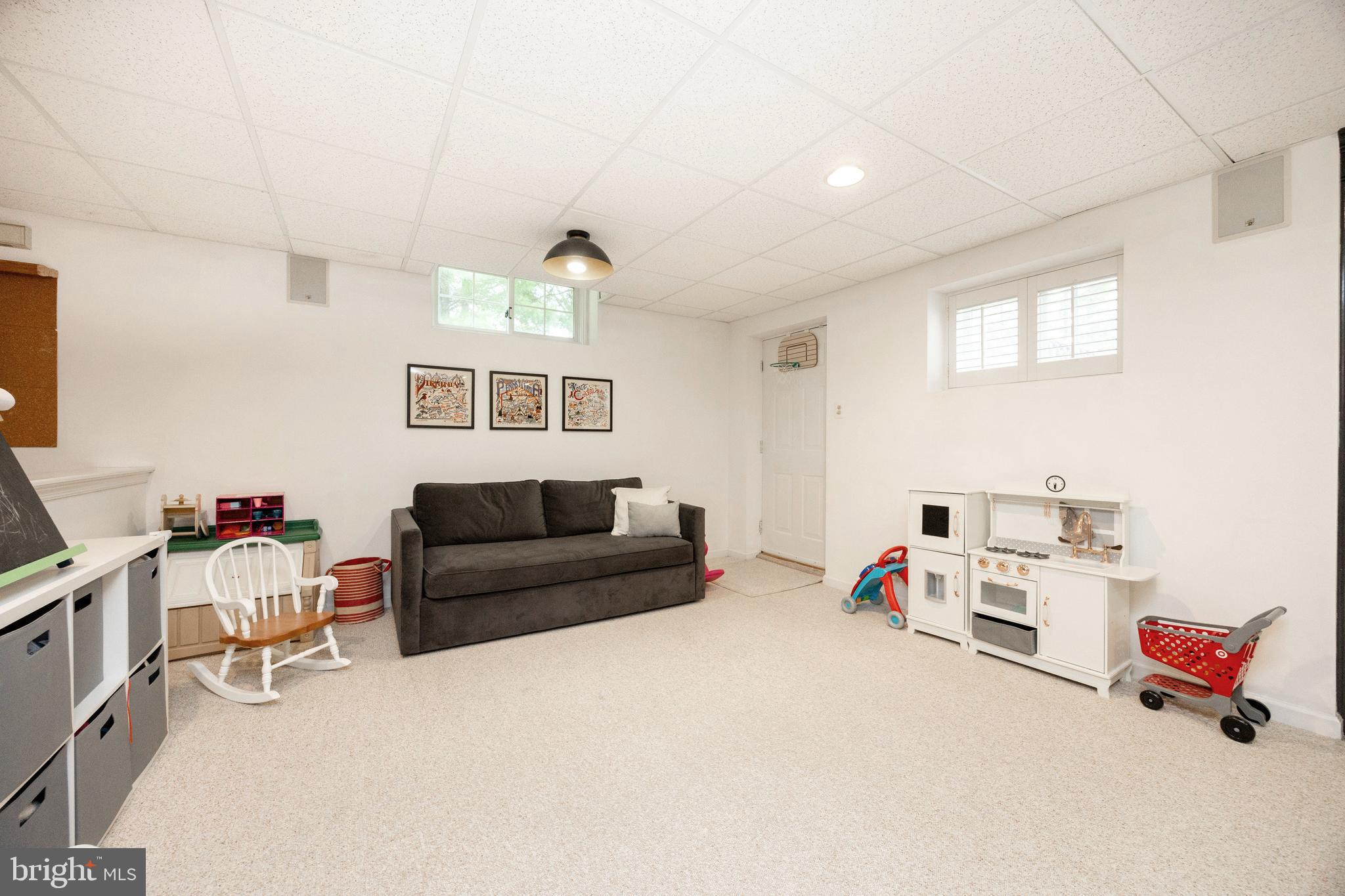 WALTZ LEA - Residential