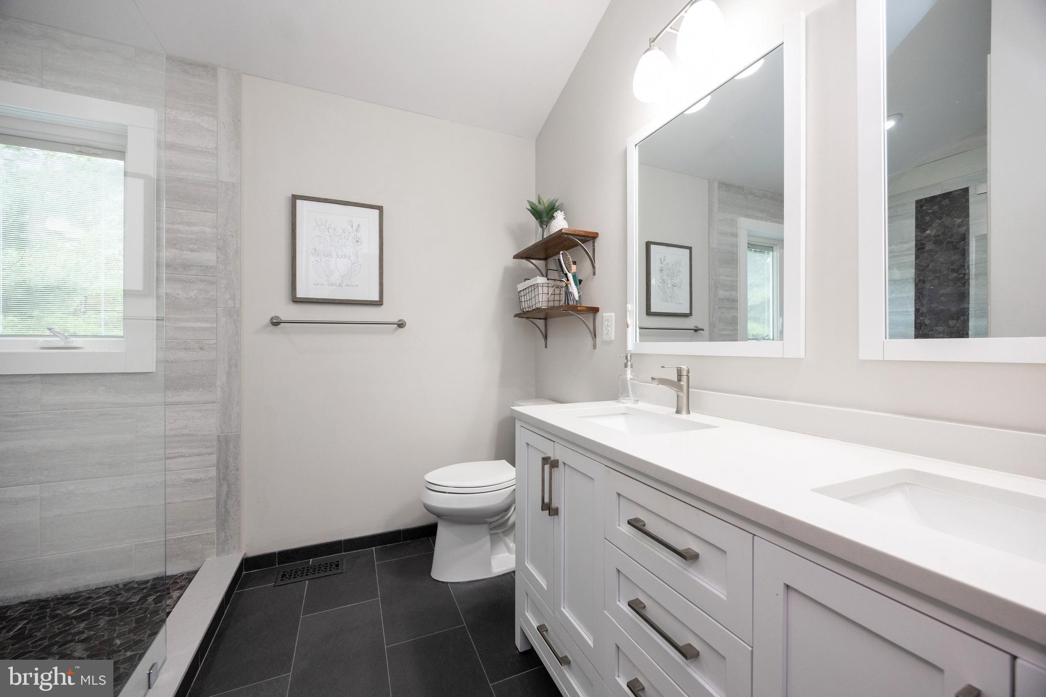 WALTZ LEA - Residential