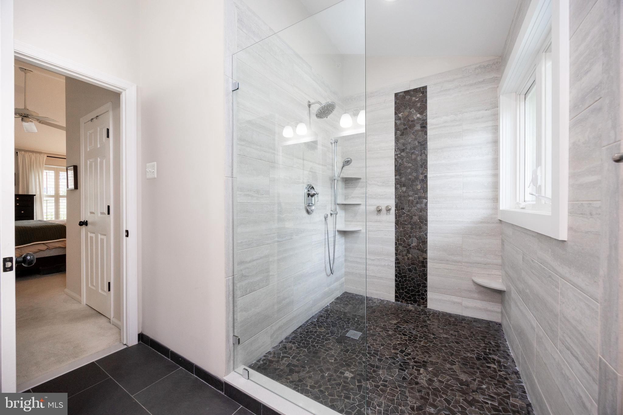 WALTZ LEA - Residential