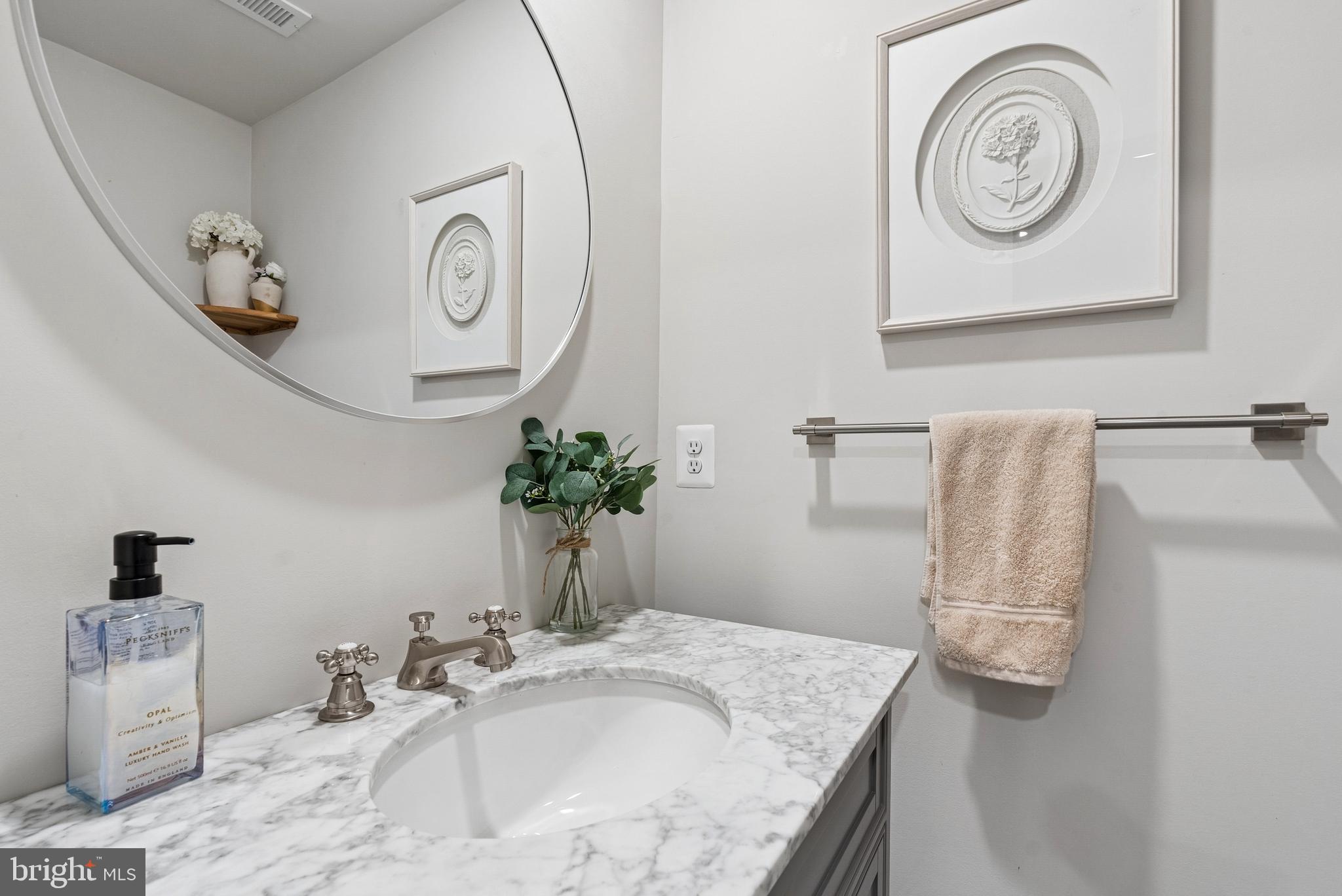 240 HICKORY HOLLOW COURT