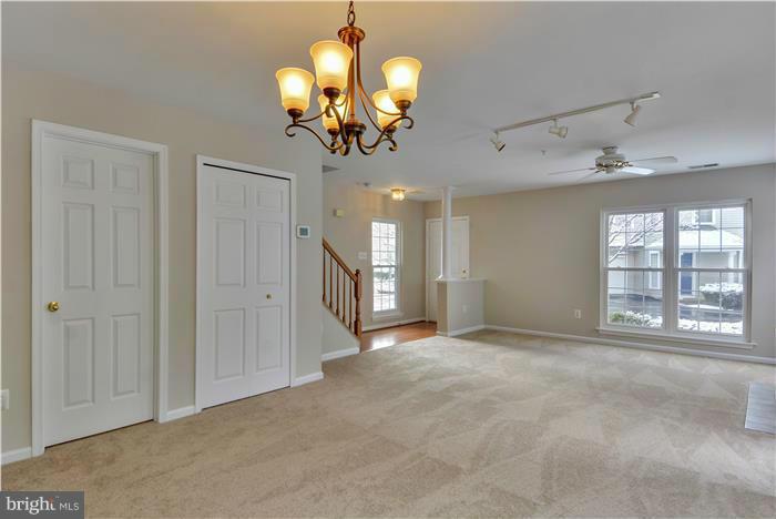 VILLAGE OF LONG REACH - Residential