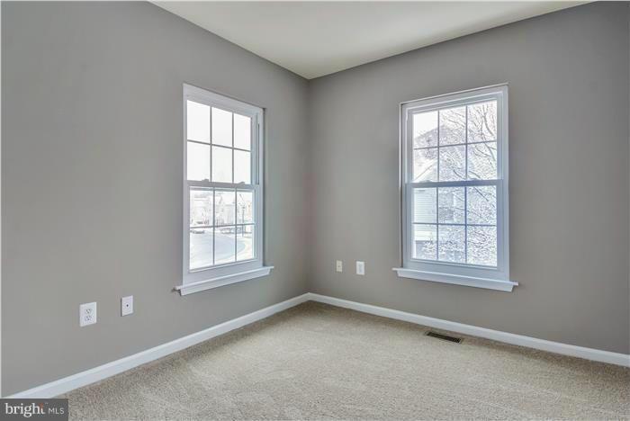 VILLAGE OF LONG REACH - Residential