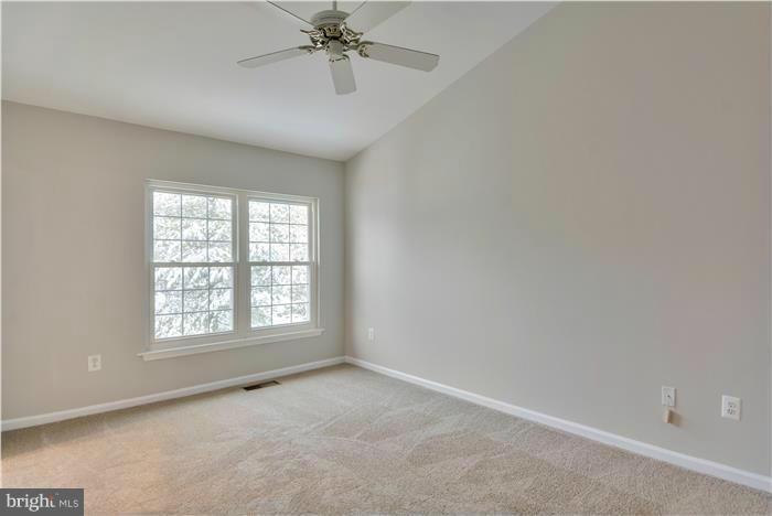 VILLAGE OF LONG REACH - Residential