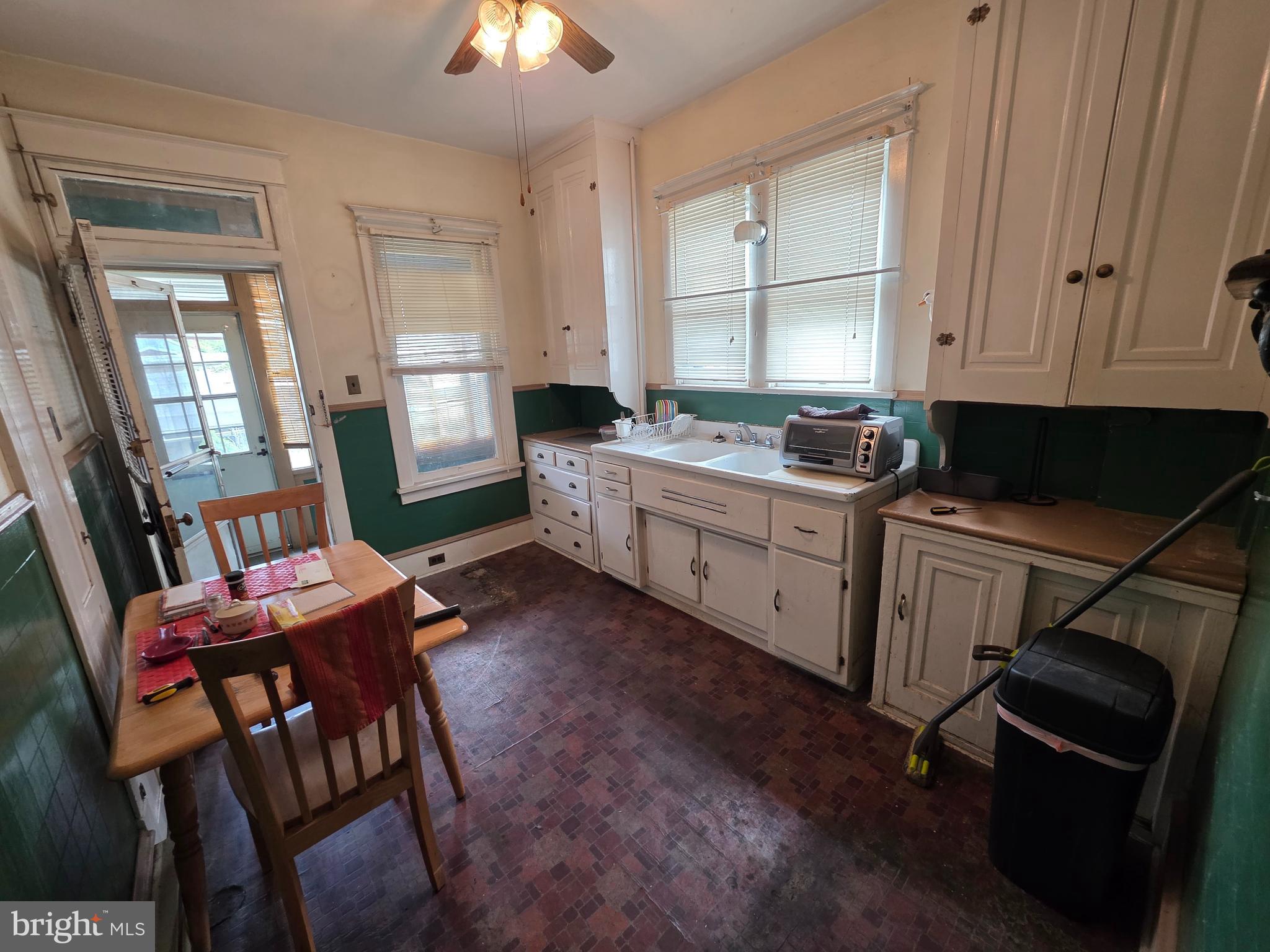 ASHLAND - Residential