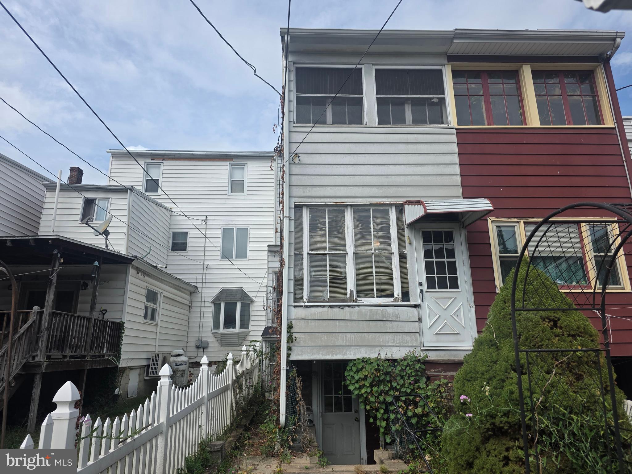 ASHLAND - Residential