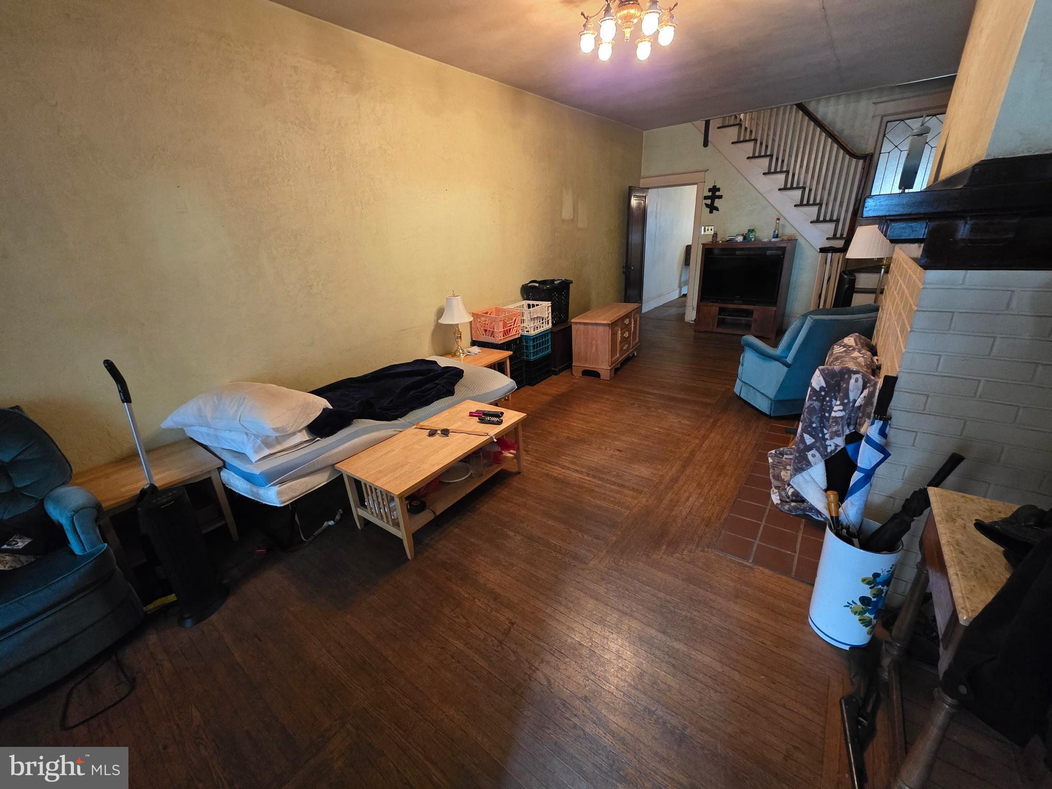 ASHLAND - Residential