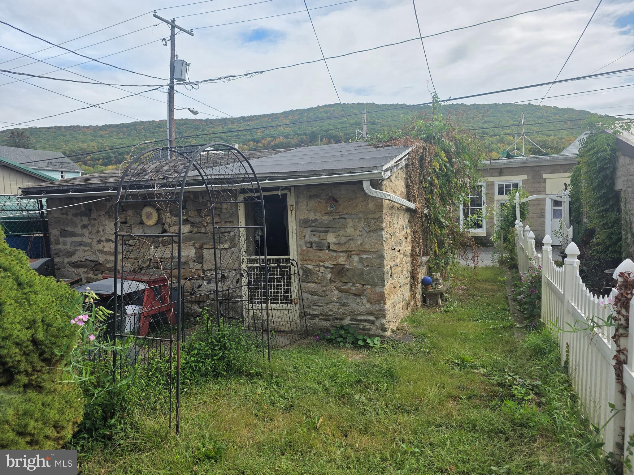 ASHLAND - Residential