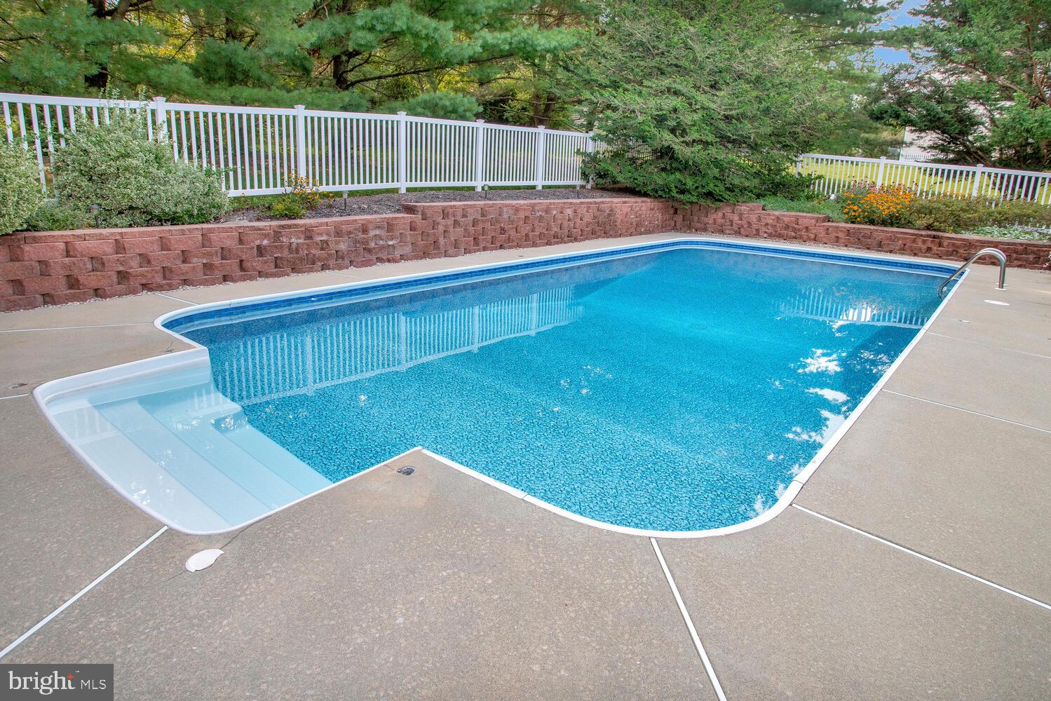 MOUNT CARMEL MEADOWS - Residential