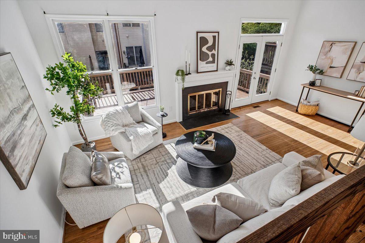 STONEYBROOK - Residential