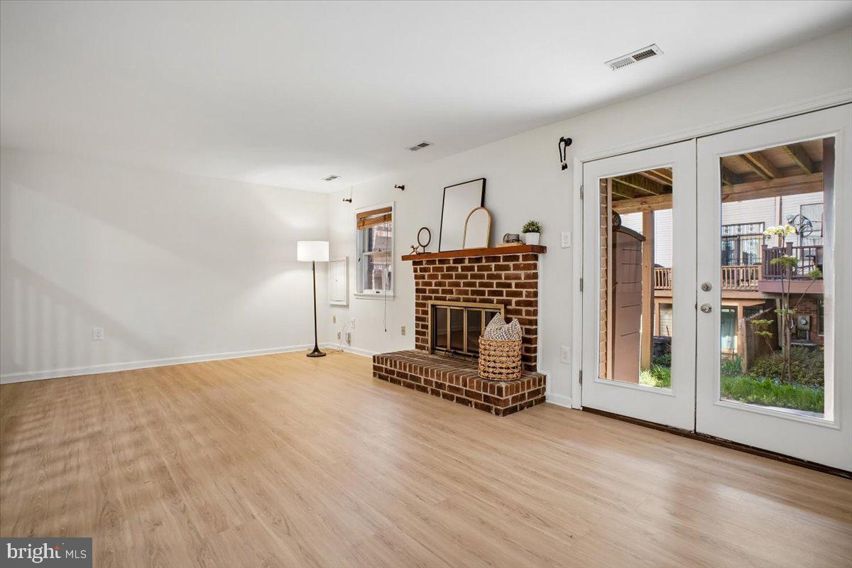 STONEYBROOK - Residential