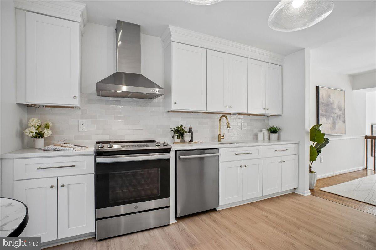 STONEYBROOK - Residential