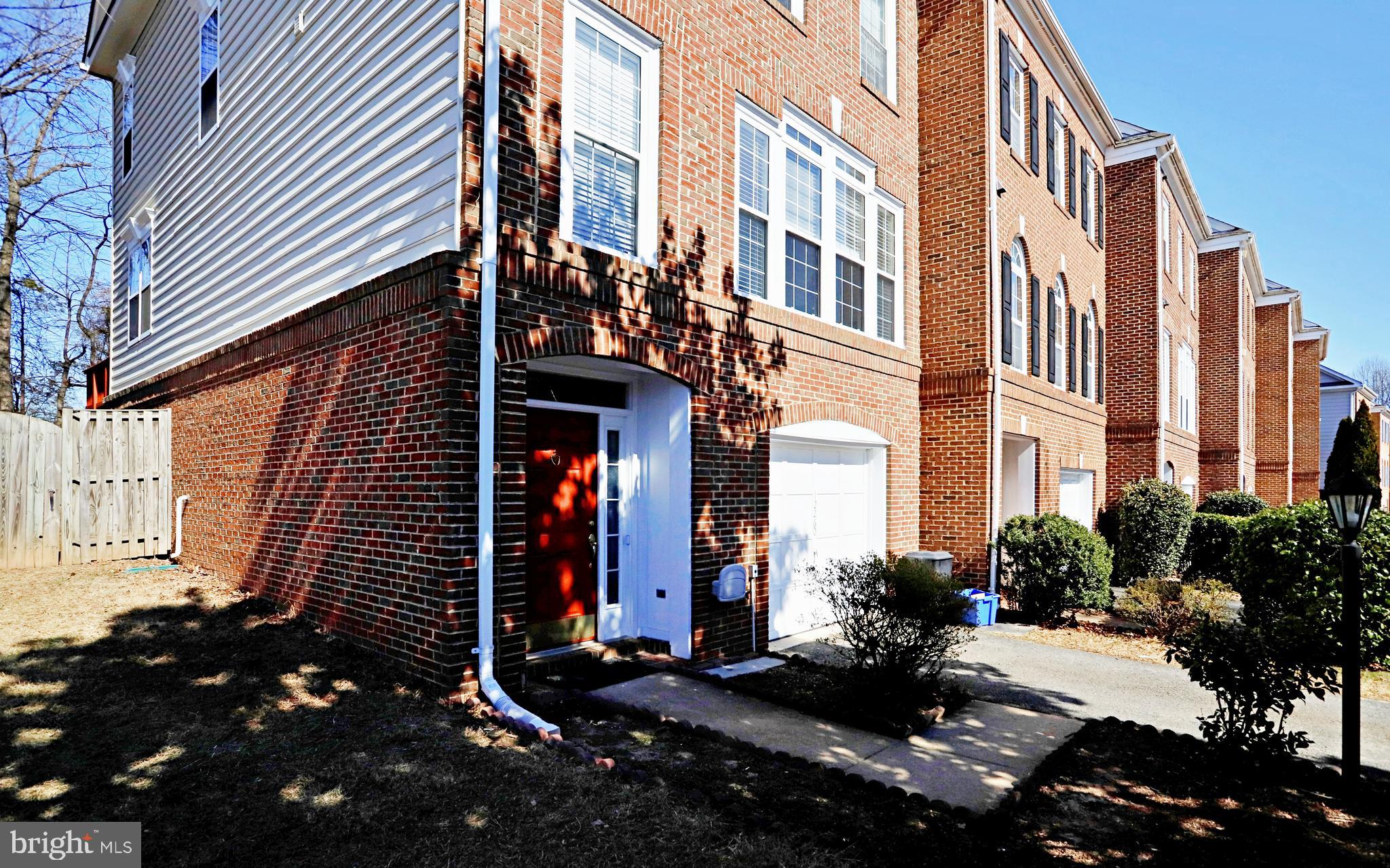 WINDSOR MEWS - Residential