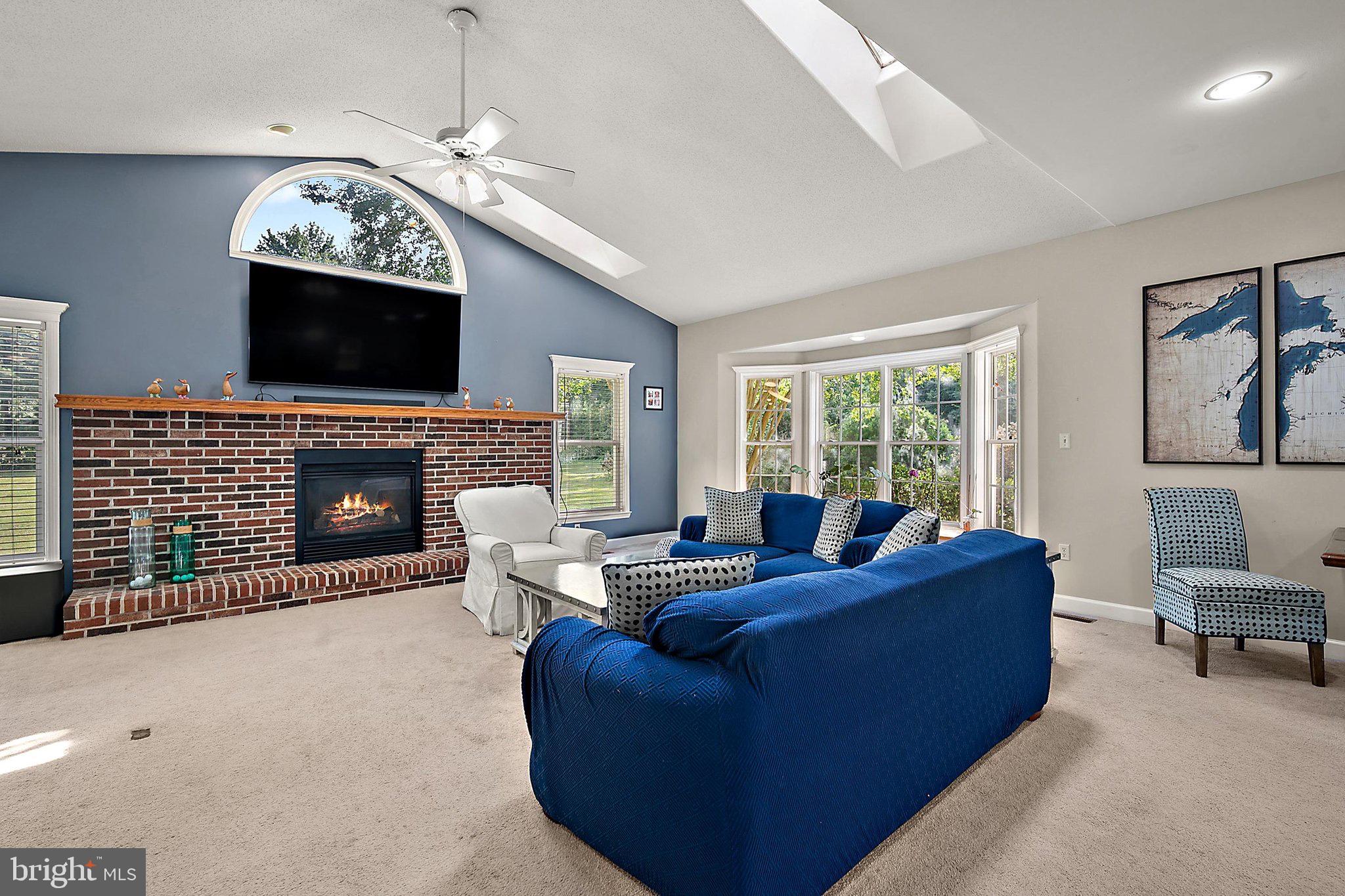27676 CROOKED OAK LANE