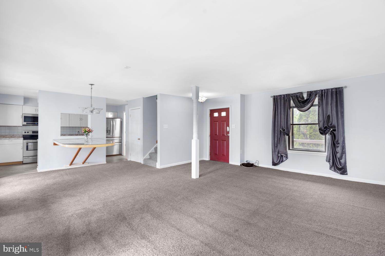 CATONSVILLE MANOR - Residential