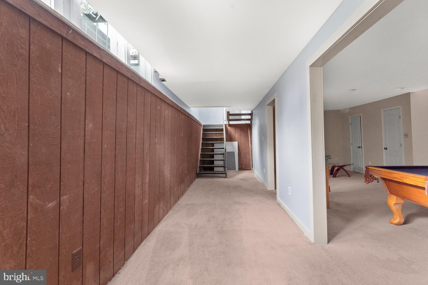 CATONSVILLE MANOR - Residential