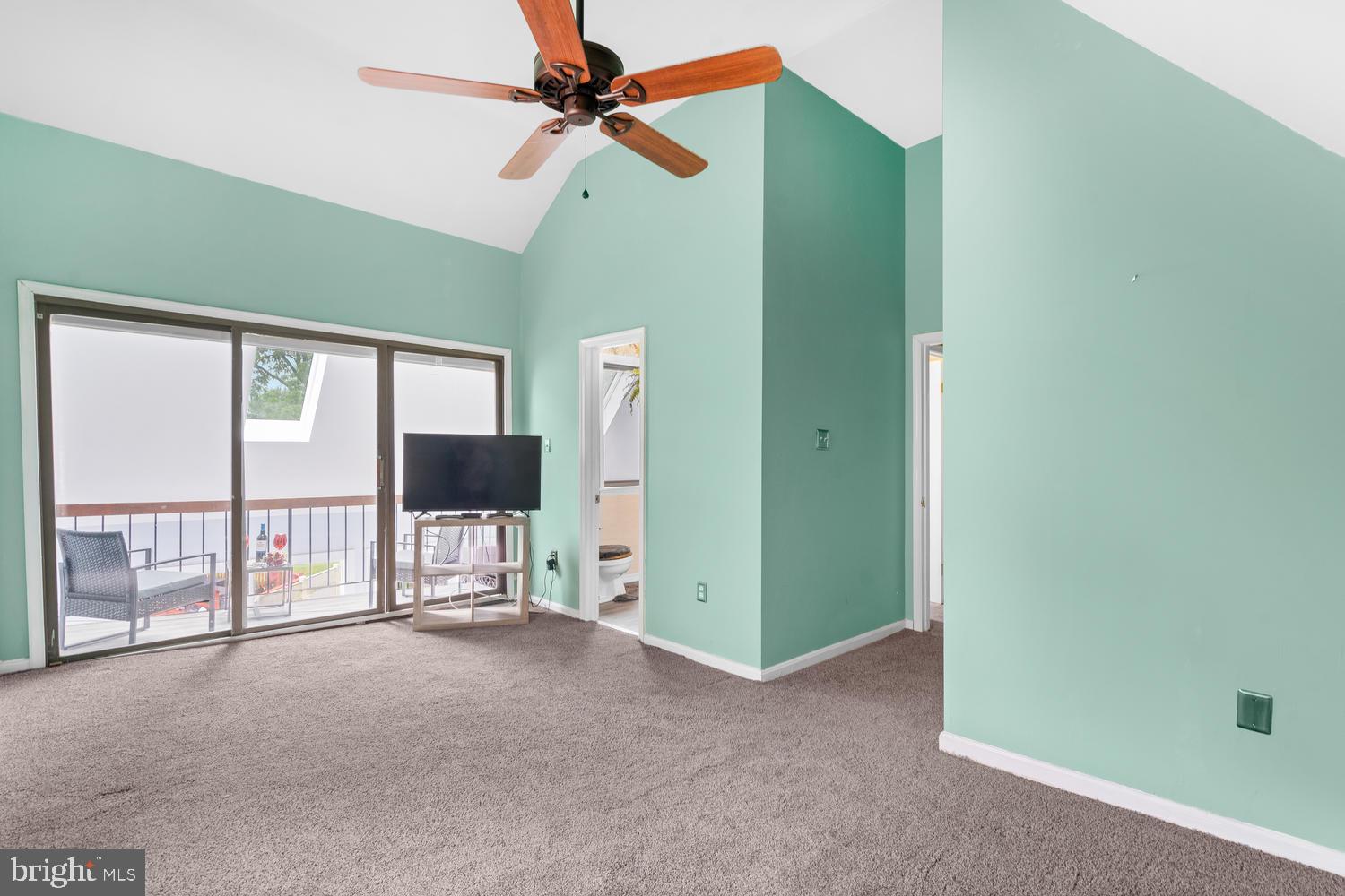 CATONSVILLE MANOR - Residential