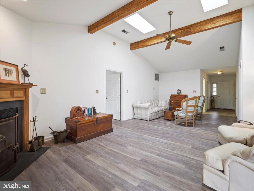 THE WOODS RESORT - Residential