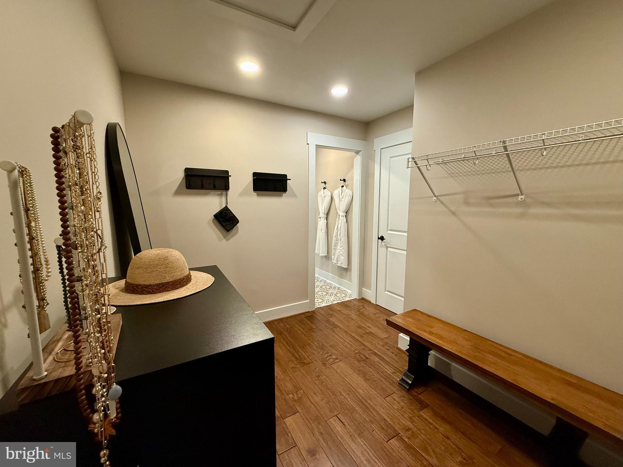 SADLER CROSSING - Residential