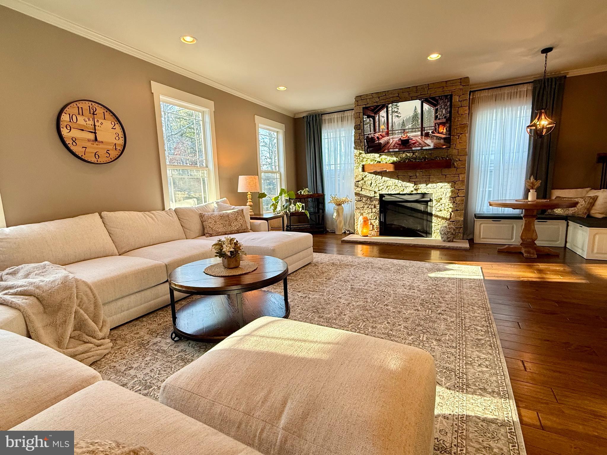 SADLER CROSSING - Residential