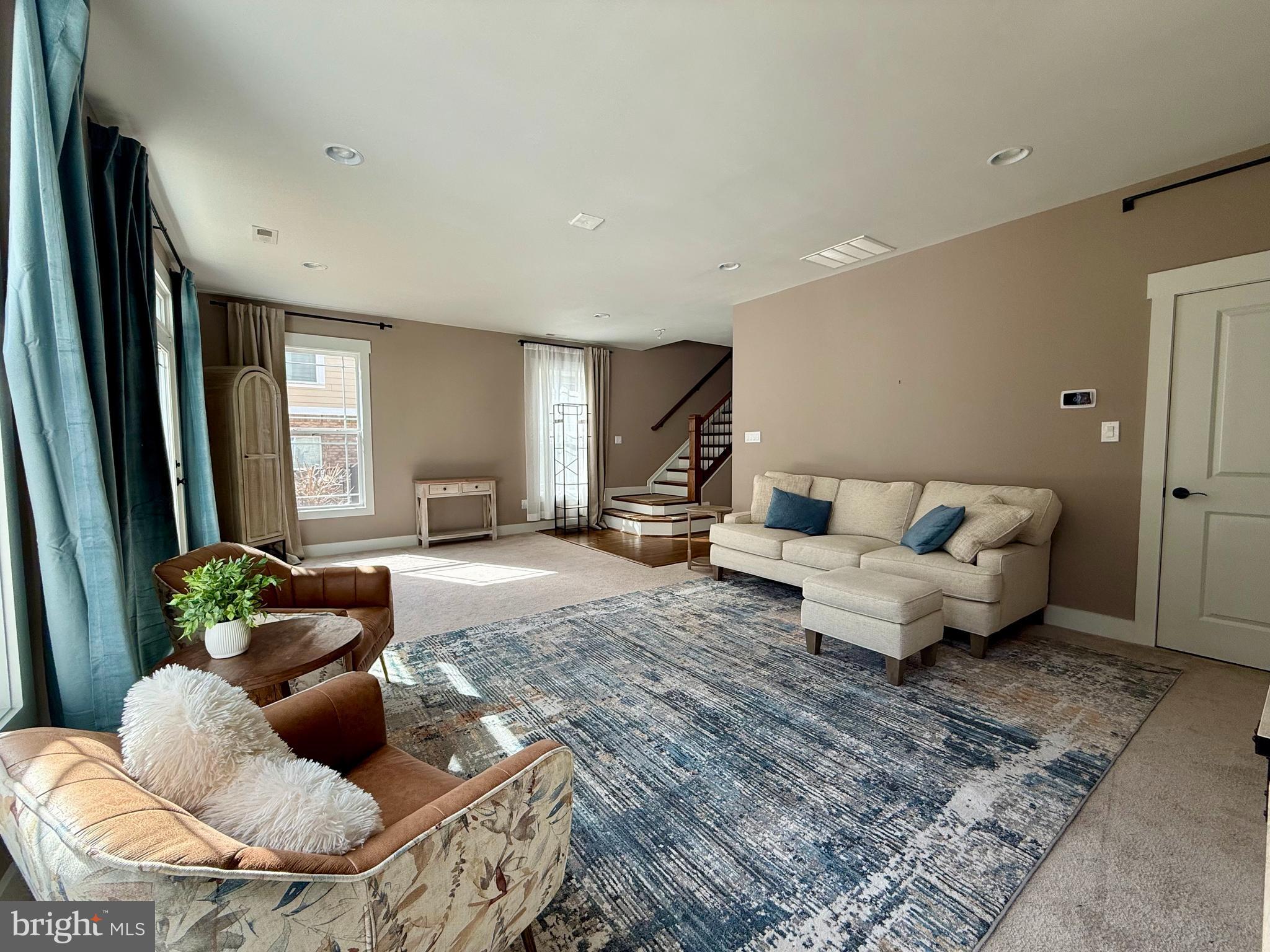 SADLER CROSSING - Residential