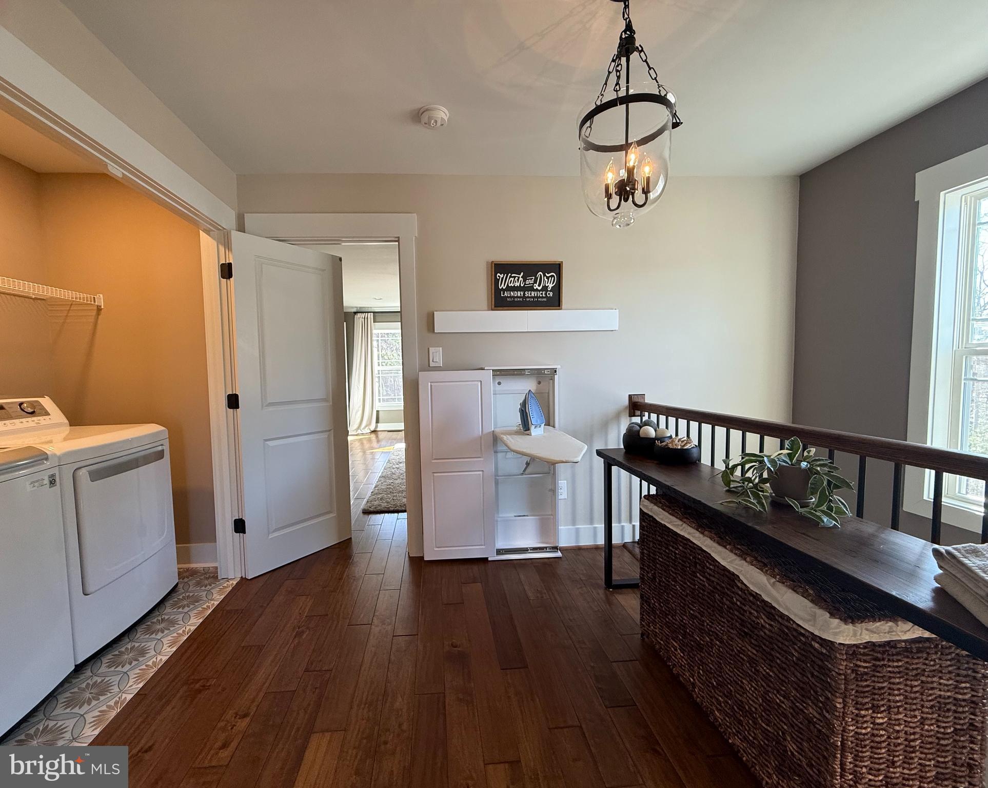 SADLER CROSSING - Residential