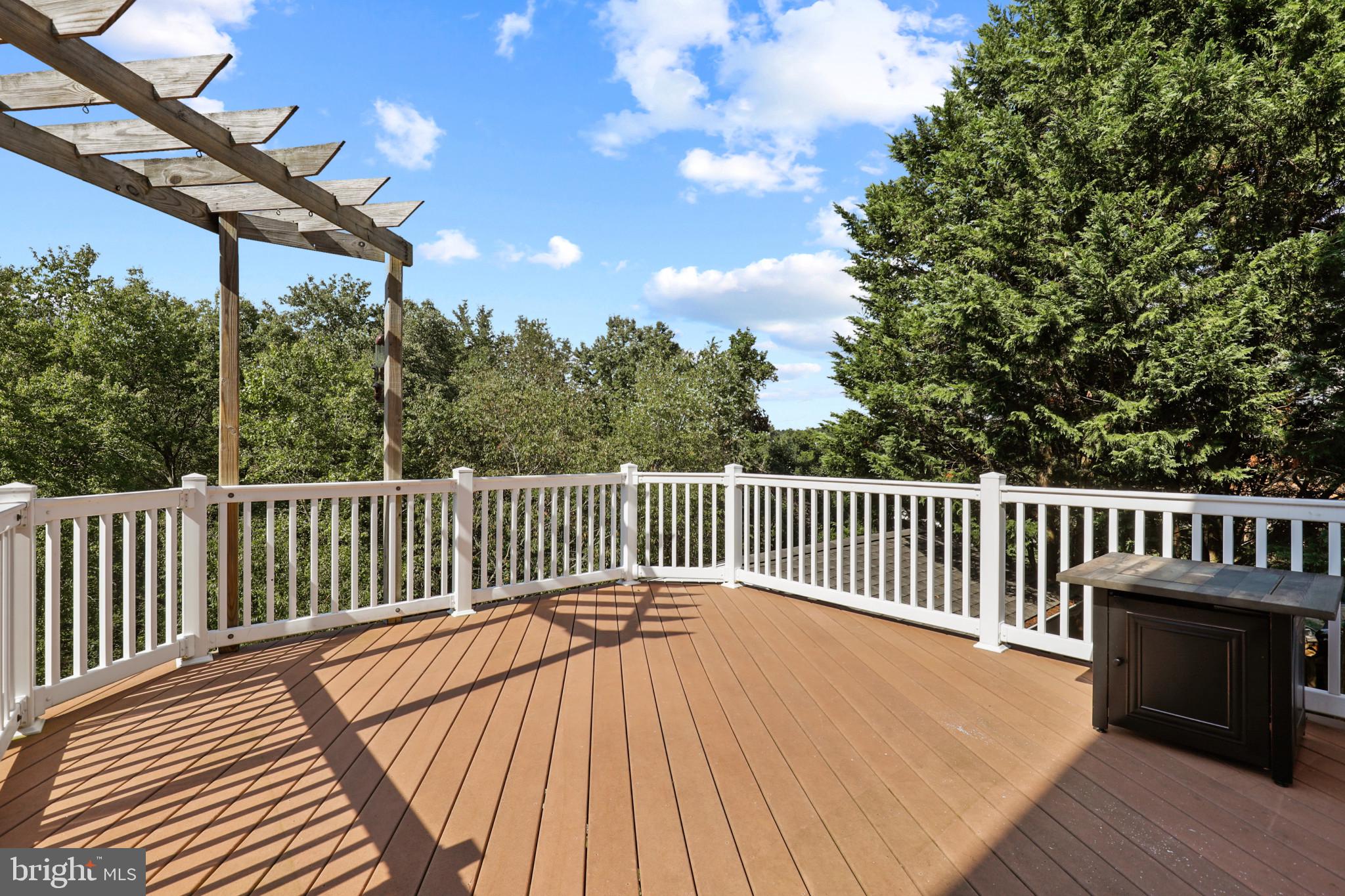 VILLAGE OF BYNUM RUN - Residential