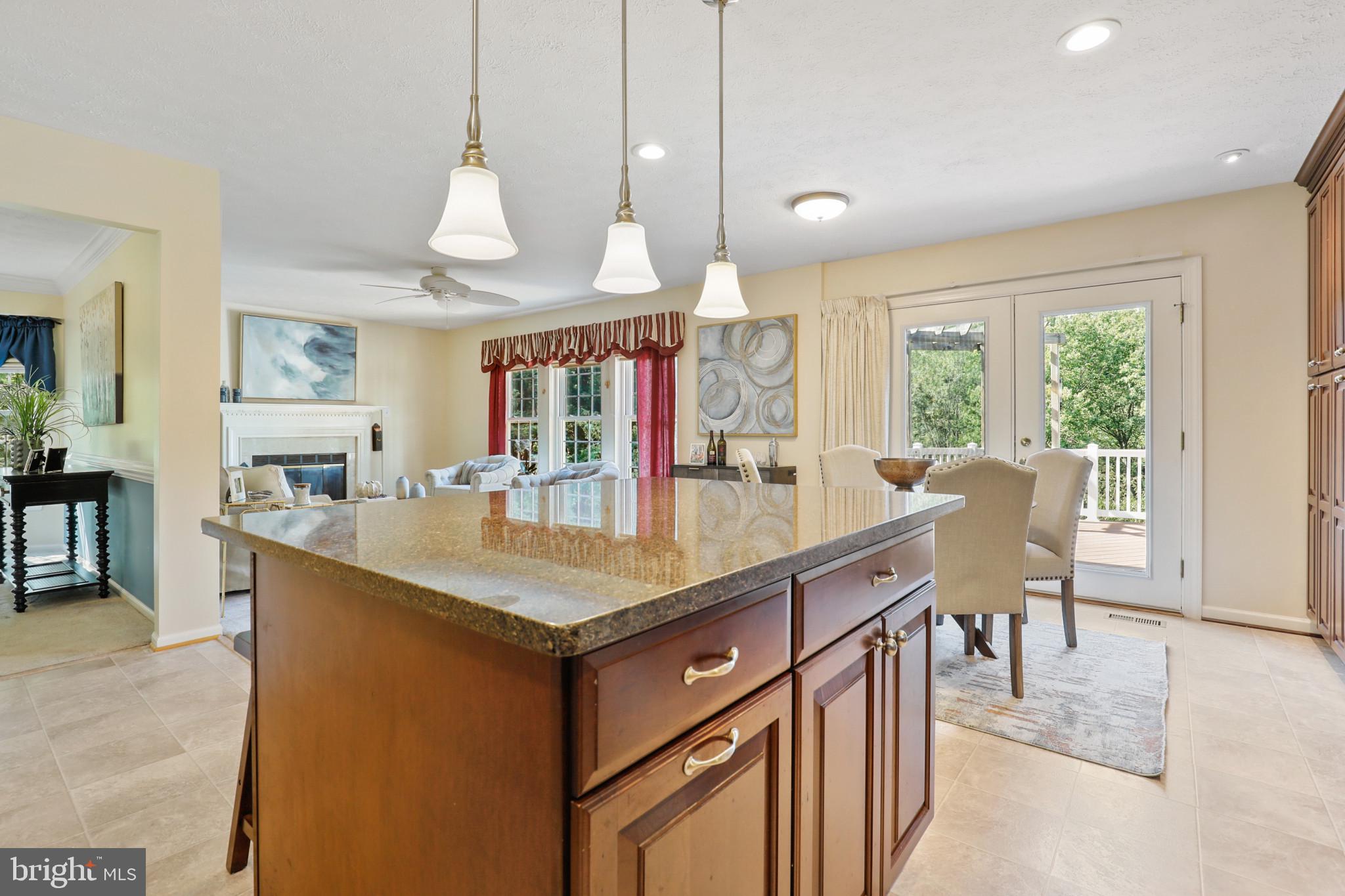 VILLAGE OF BYNUM RUN - Residential