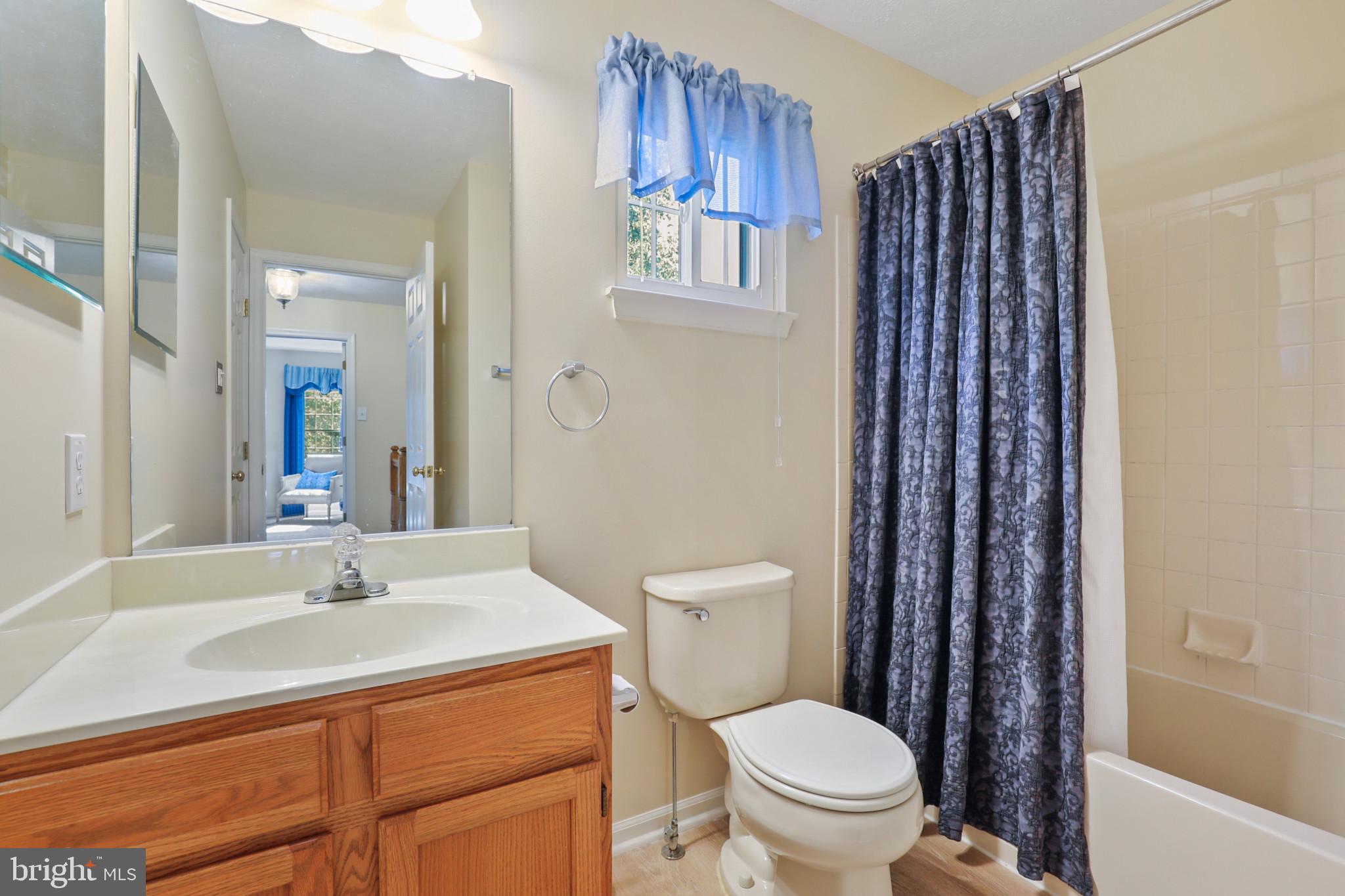 VILLAGE OF BYNUM RUN - Residential