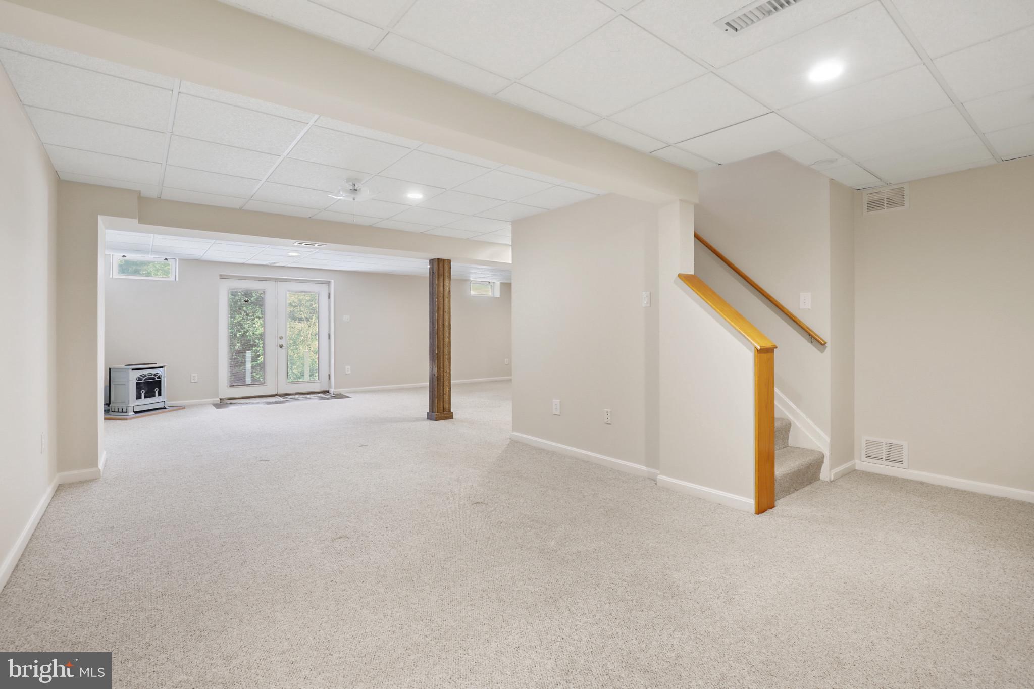 VILLAGE OF BYNUM RUN - Residential