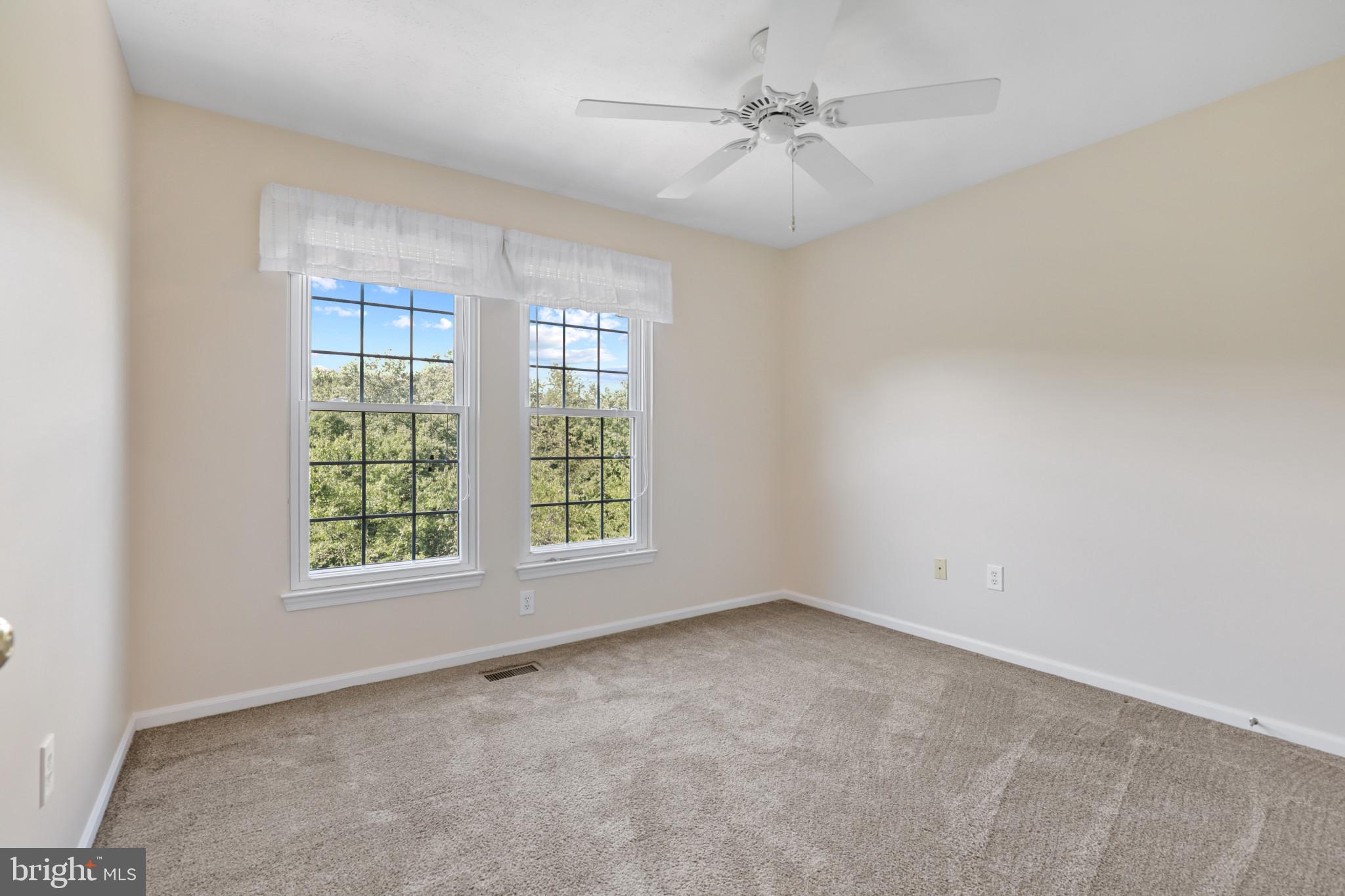 VILLAGE OF BYNUM RUN - Residential