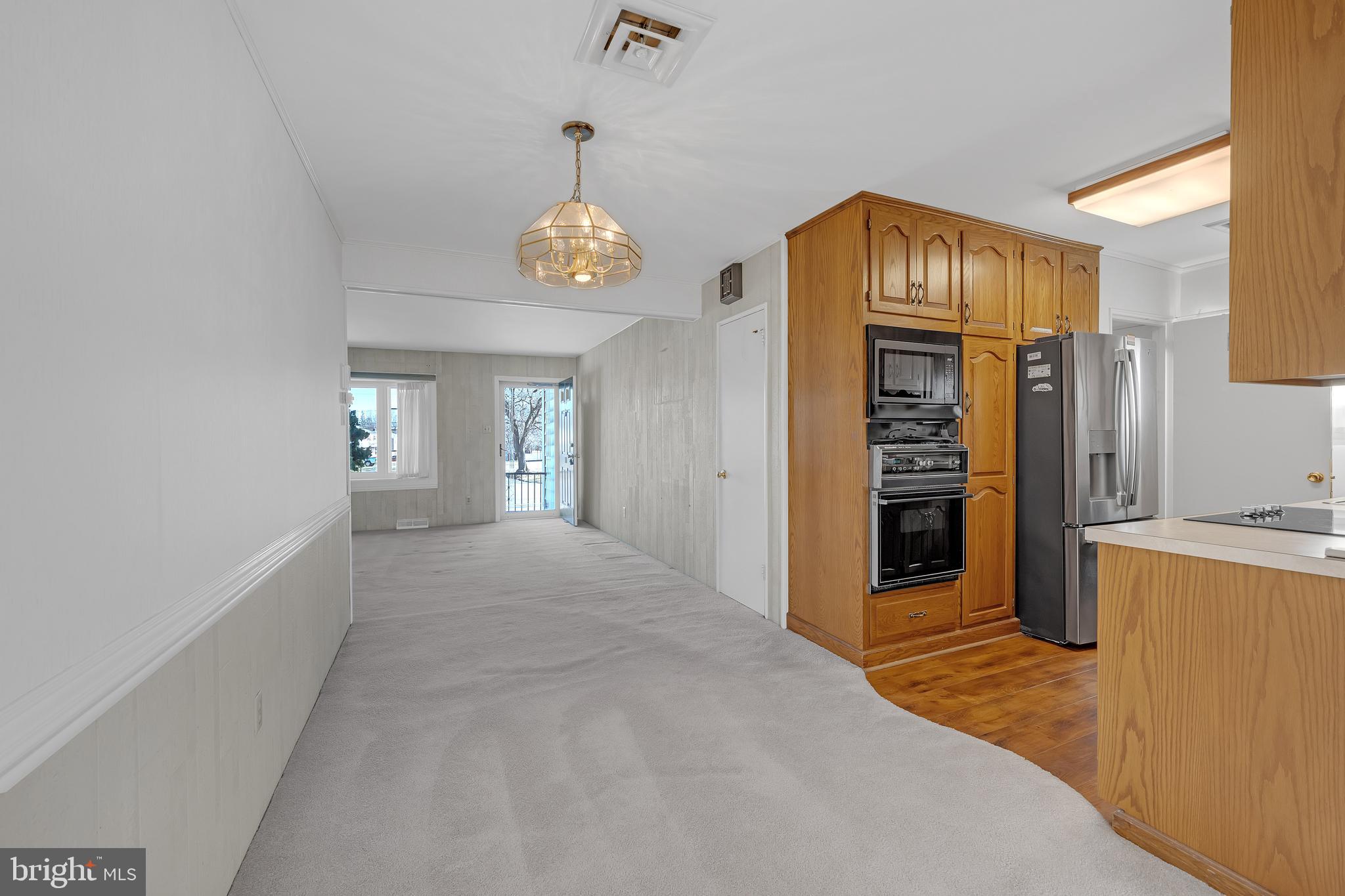 KINGS MANSION EST - Residential