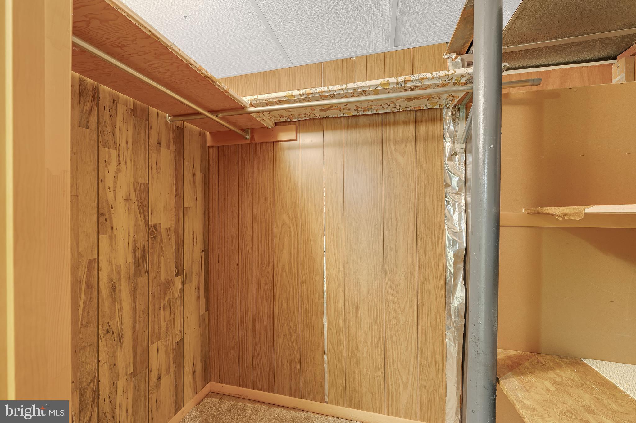 KINGS MANSION EST - Residential