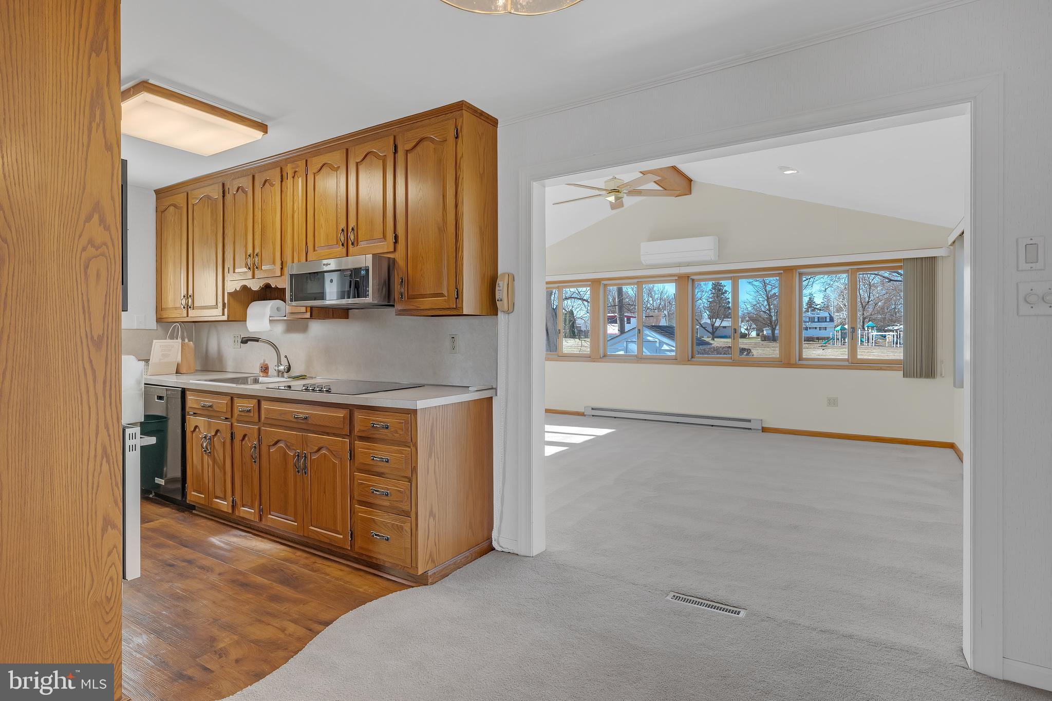 KINGS MANSION EST - Residential