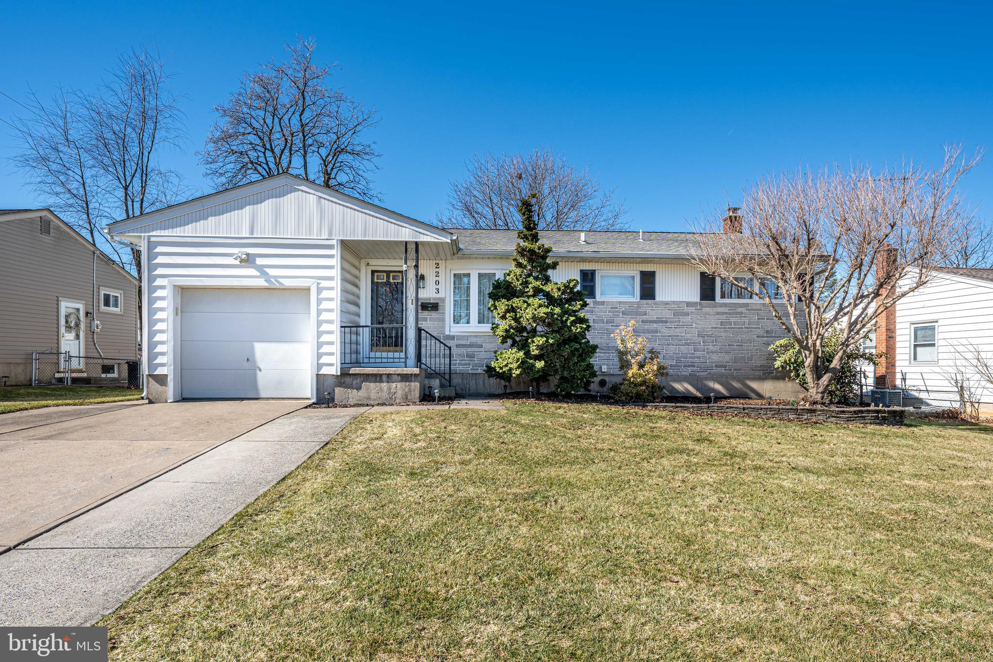 KINGS MANSION EST - Residential