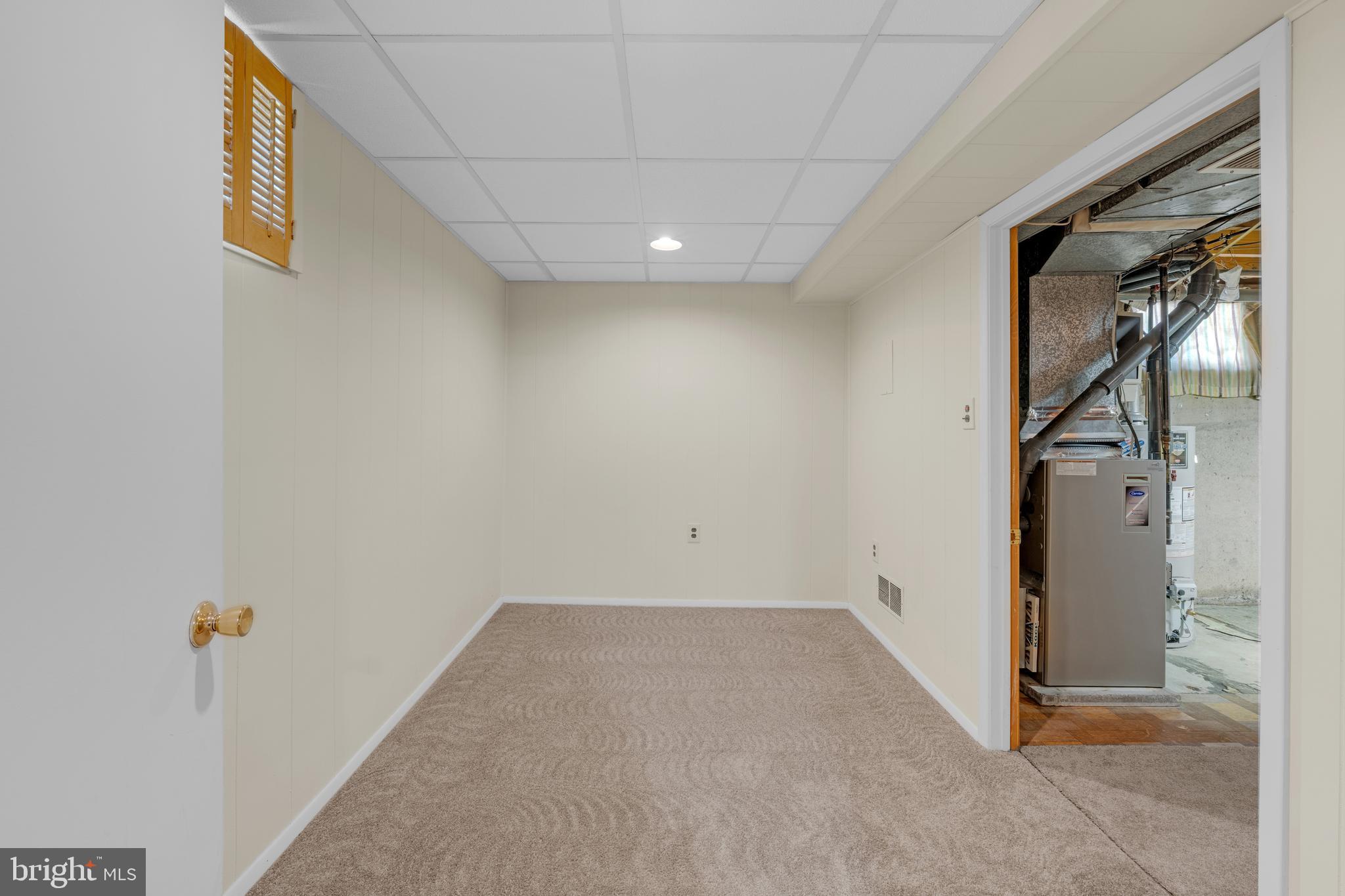 KINGS MANSION EST - Residential