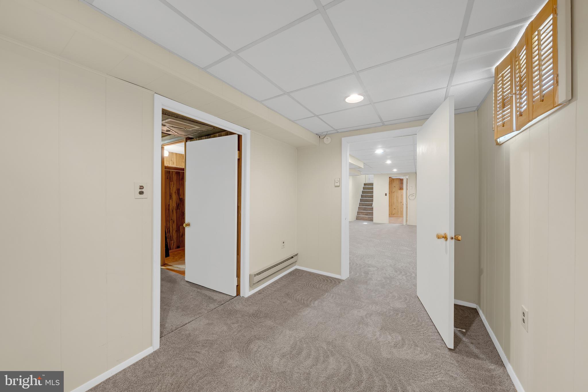 KINGS MANSION EST - Residential