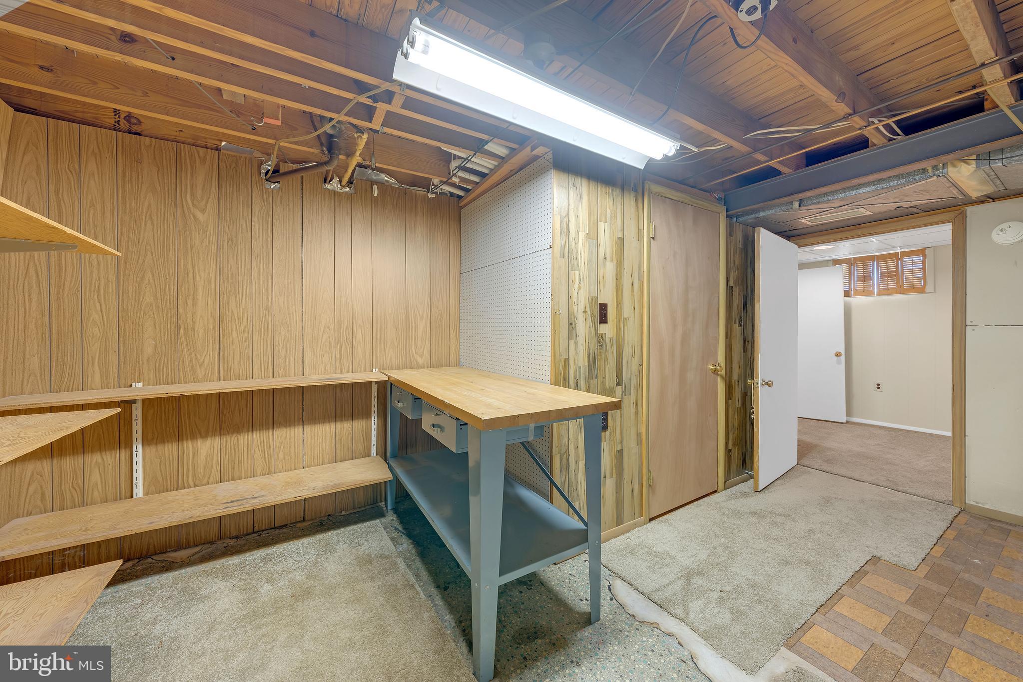 KINGS MANSION EST - Residential