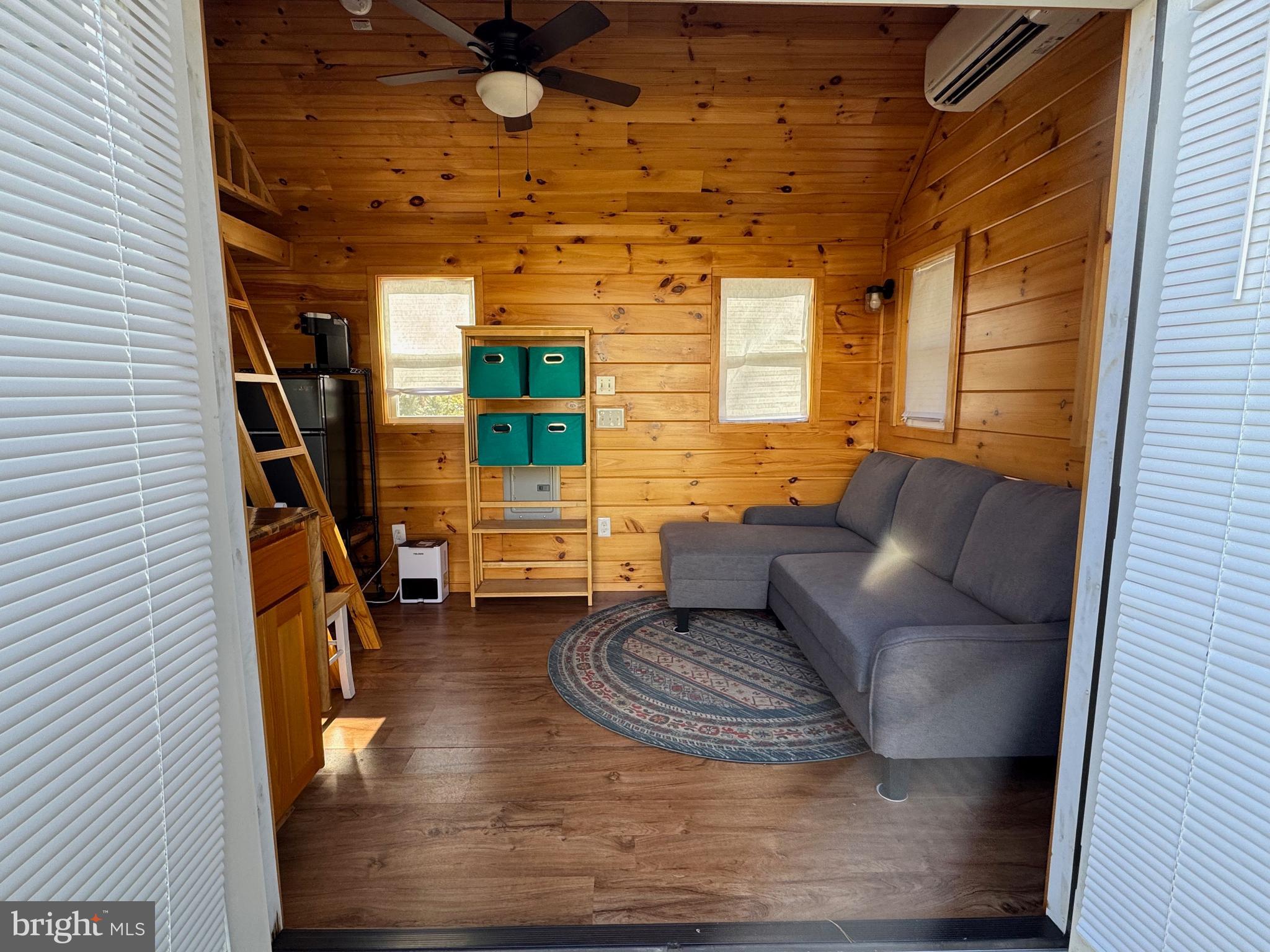 12 W LOUDOUN STREET A