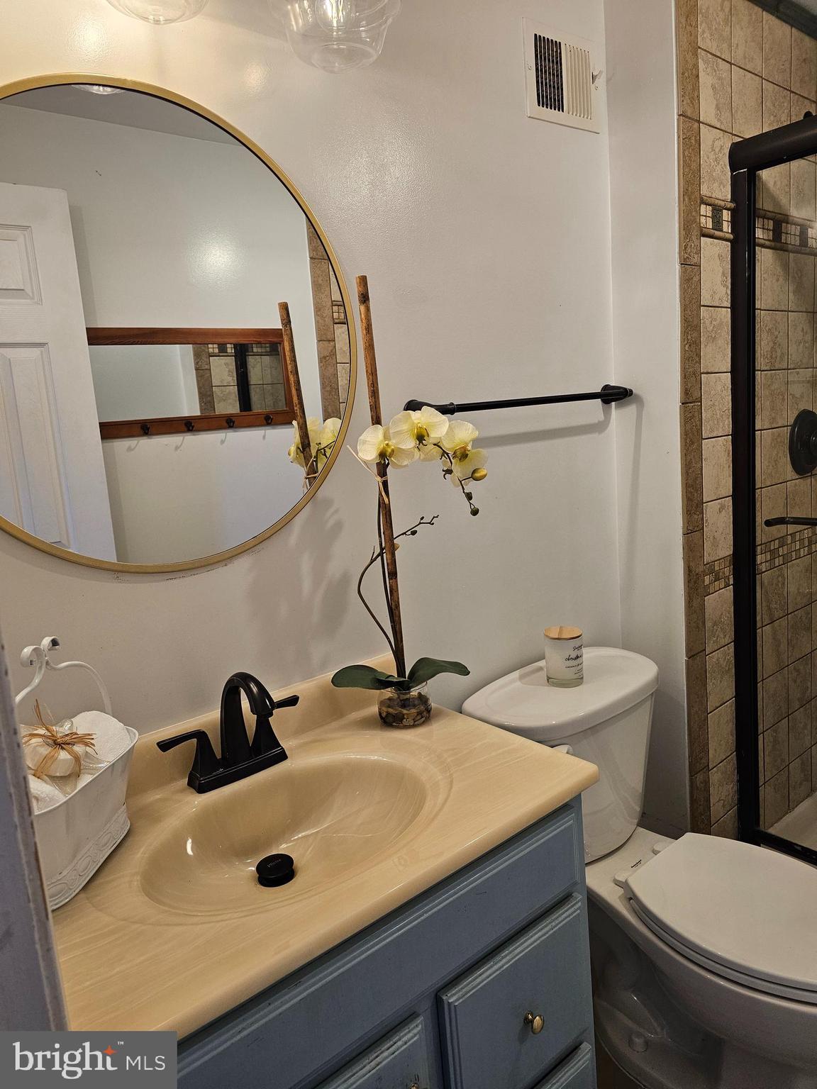 STONE RIVER - Residential Lease