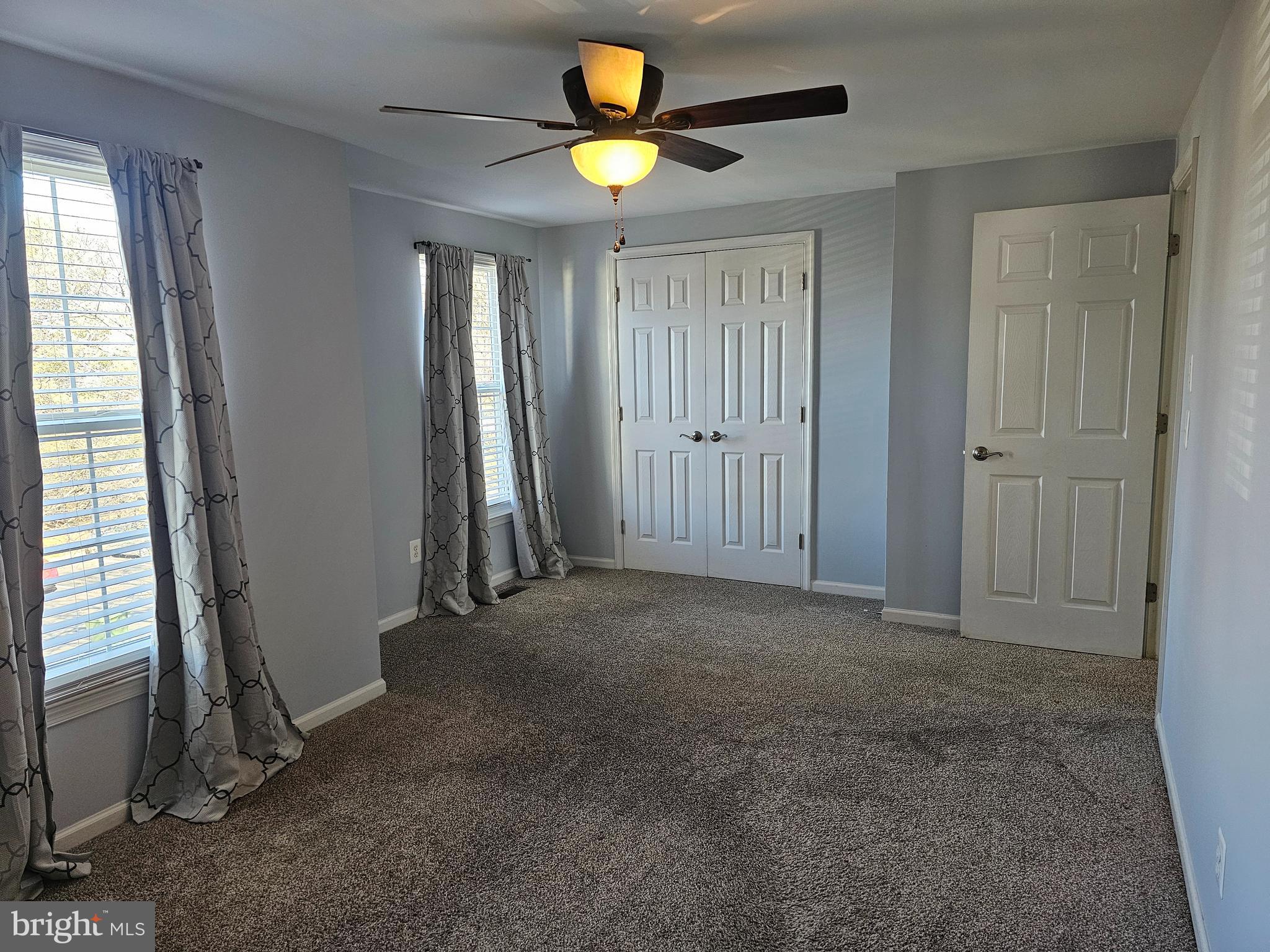 STONE RIVER - Residential Lease