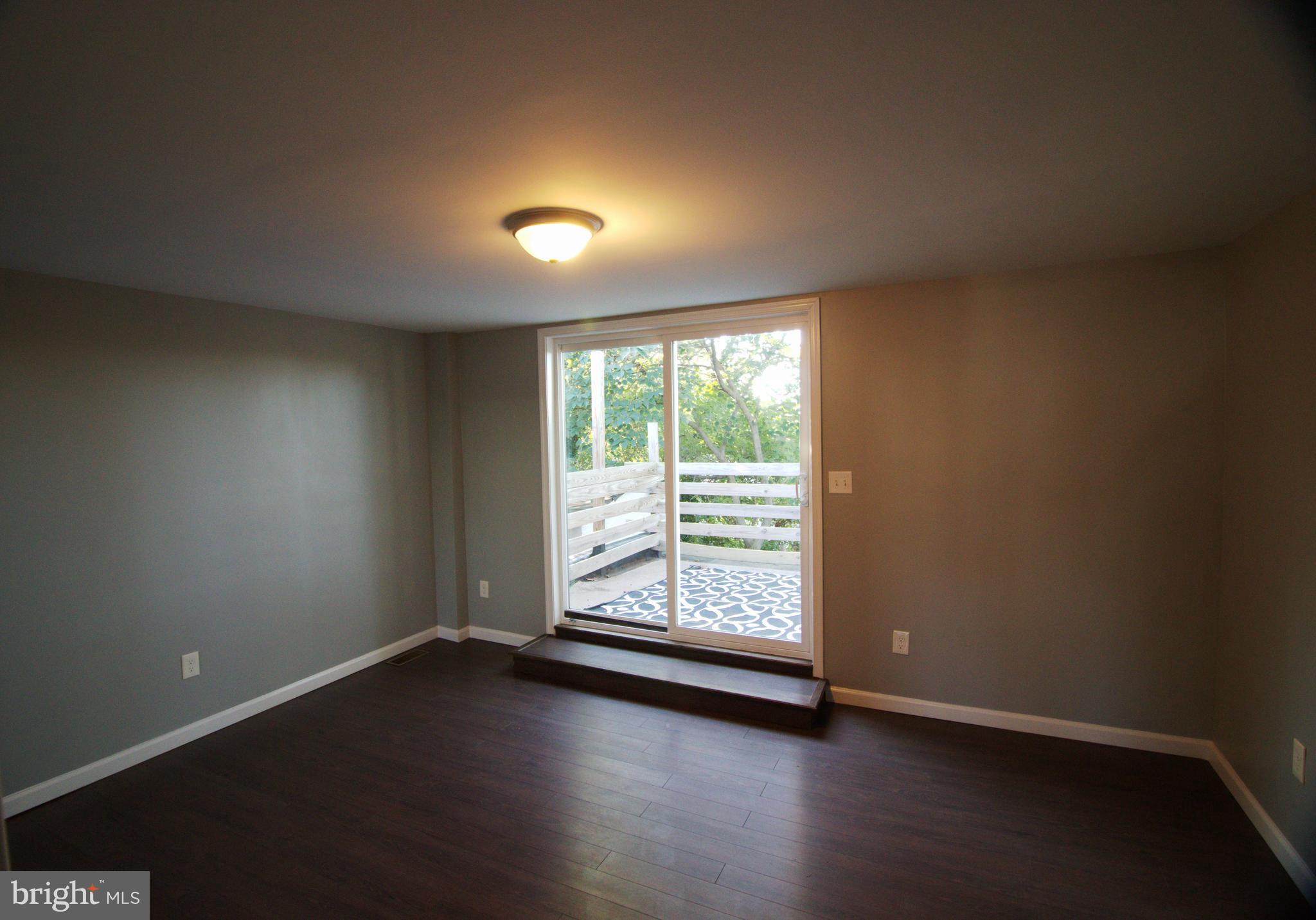 RIVERVIEW - Residential